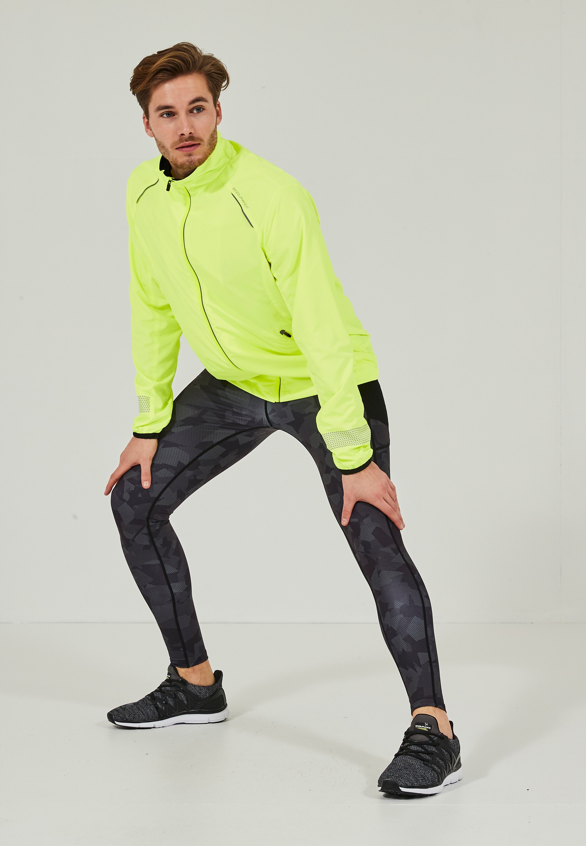 ENDURANCE Laufjacke »Earlington«, mit extra großen reflektierenden Elementen