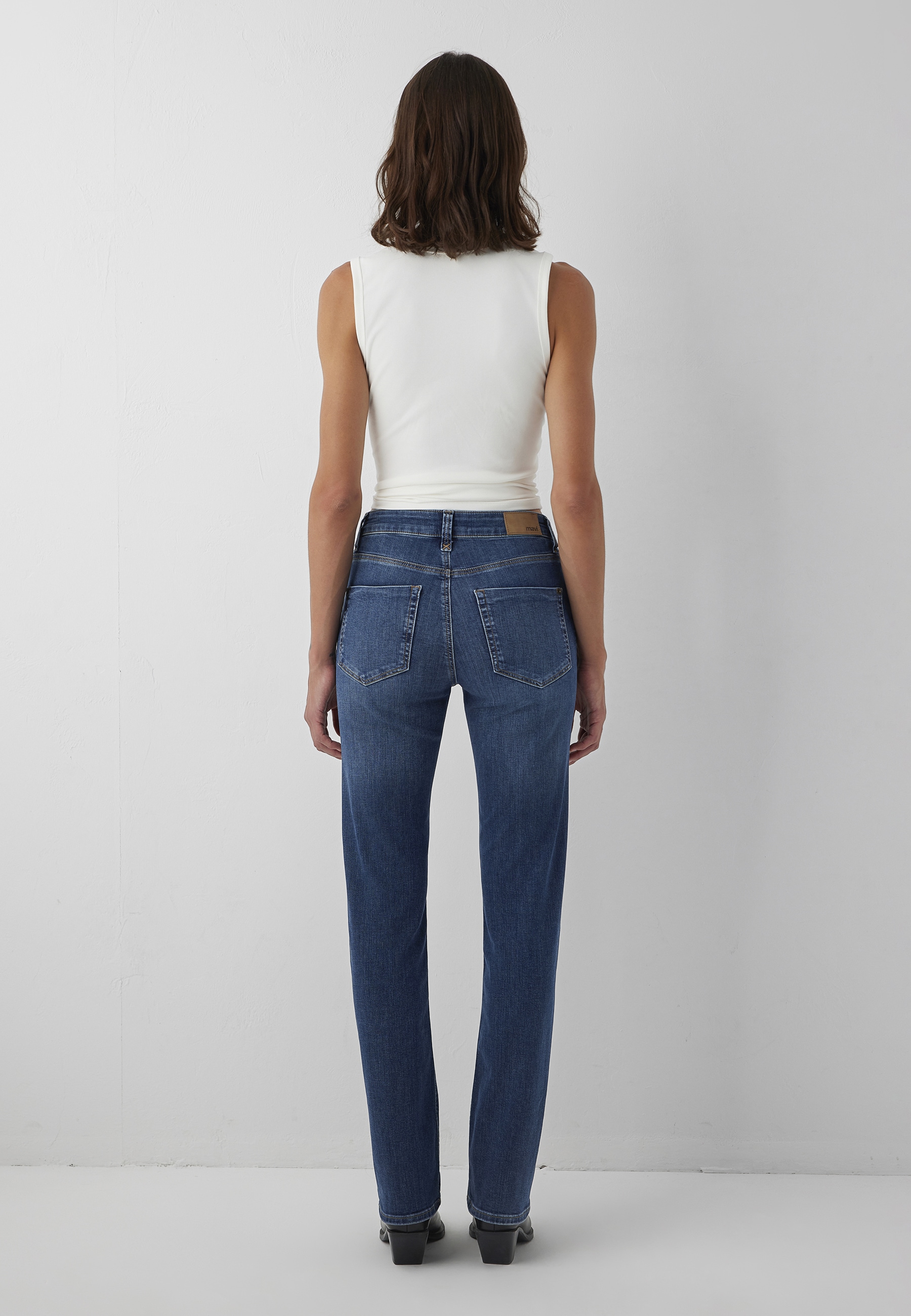 Mavi Straight-Jeans »KENDRA« gerde Form