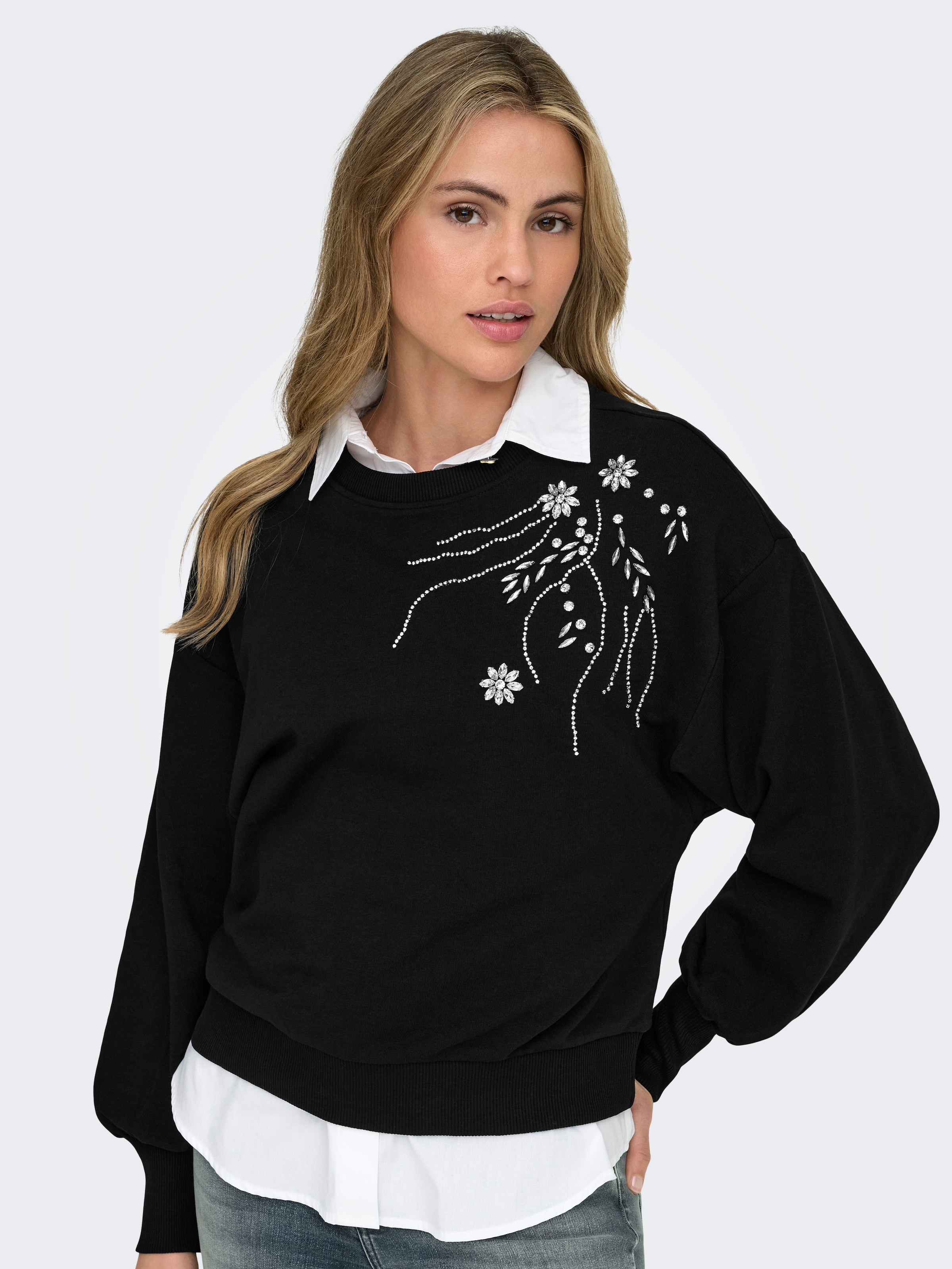 ONLY Sweatshirt »ONLCAMELA BROOKE GLITTER LS ONECK UB SWT«, Baumwollmischung, regular fit, Rundhals
