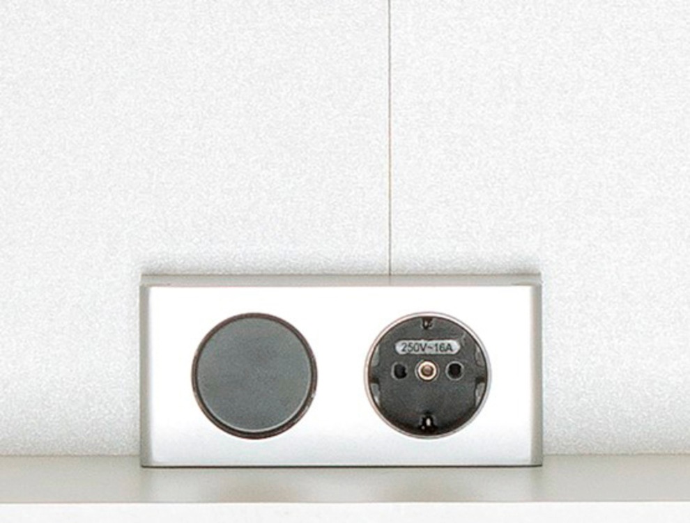 welltime Badmöbel-Set »Catania«, (3 St.), mit 3D-Spiegelschrank und gebogenes Mineralgussbecken
