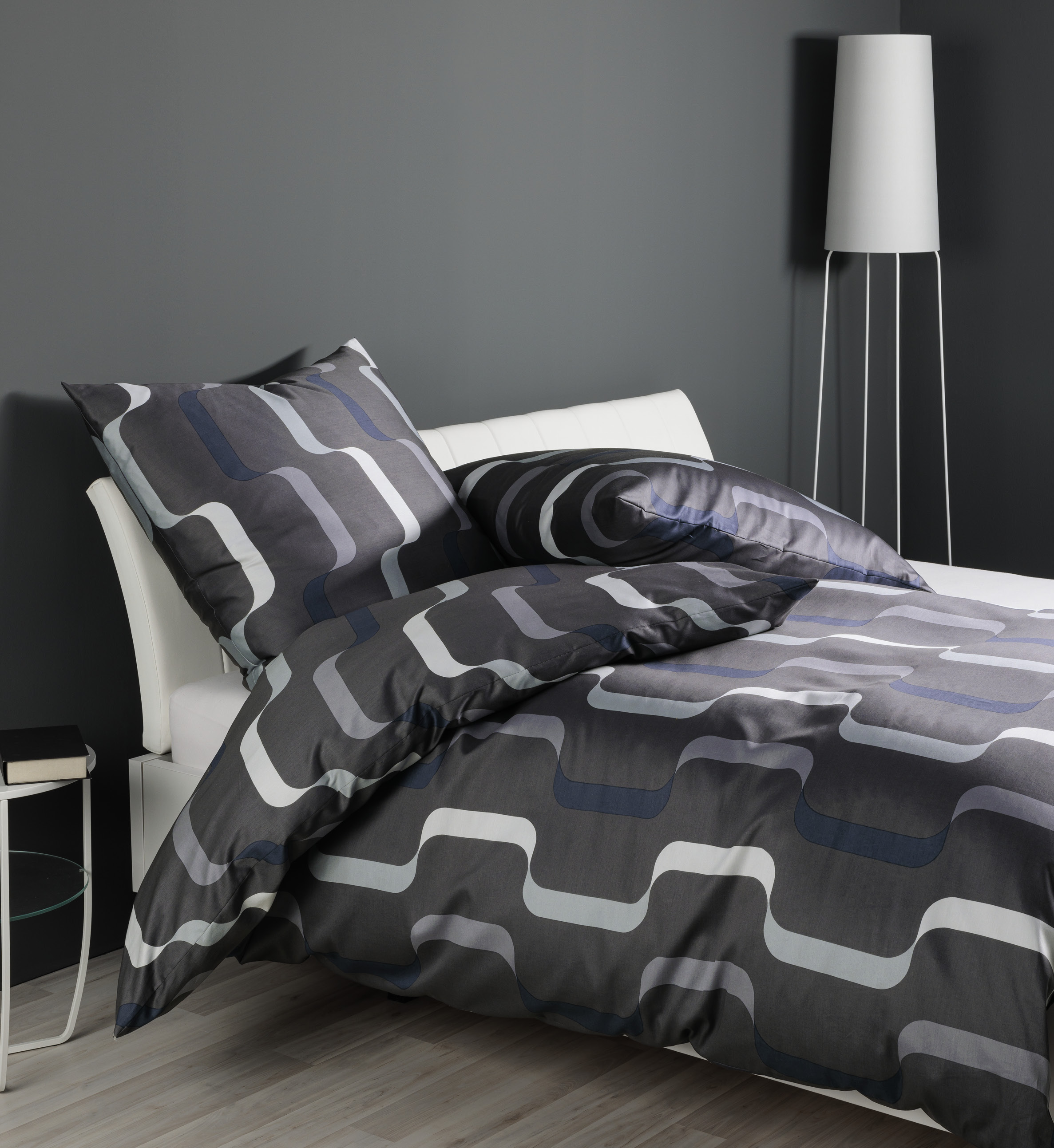Janine "Mako-Satin87107 0" mit Reissverschluss