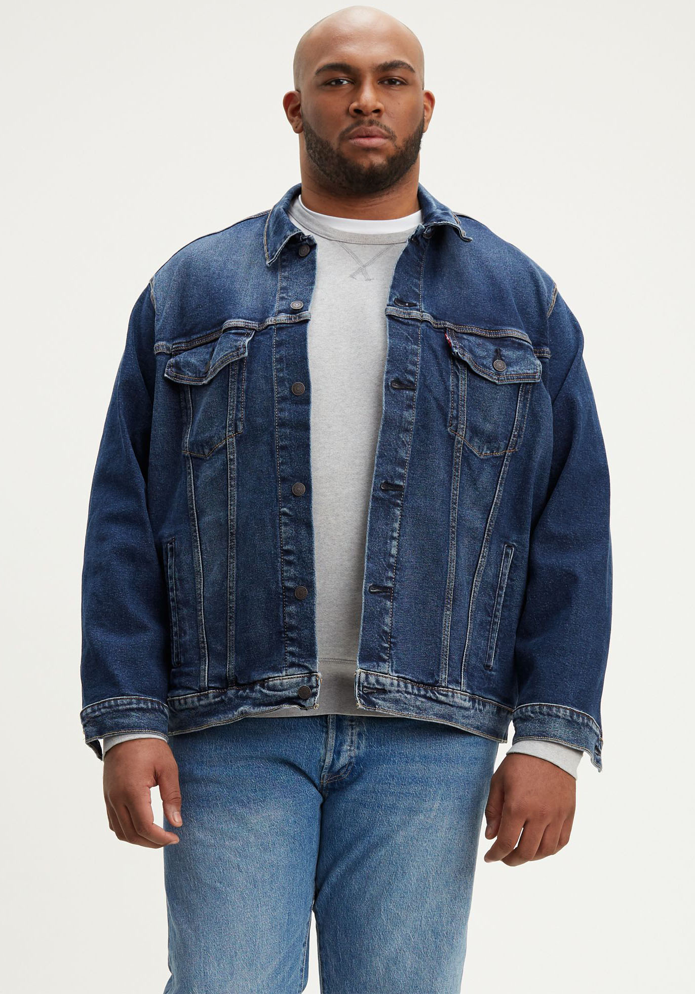 Levis Plus Jeansjacke "BIG TRUCKER" ohne Kapuze mit Knopfleiste und Brusttaschen