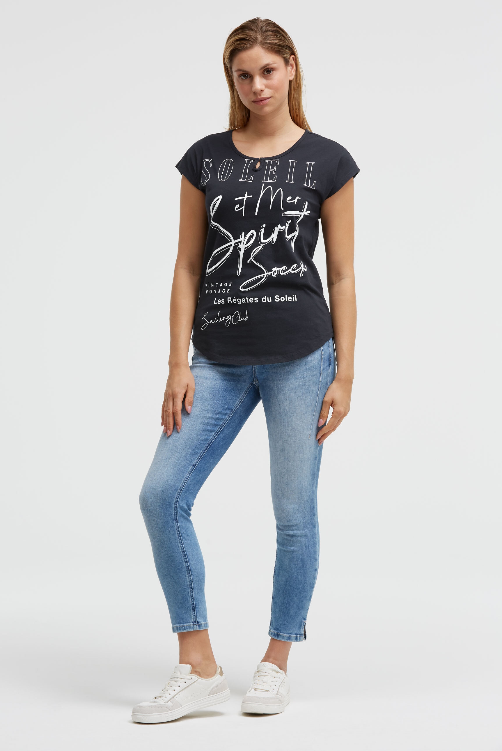 SOCCX Rundhalsshirt mit überschnittenen Schultern