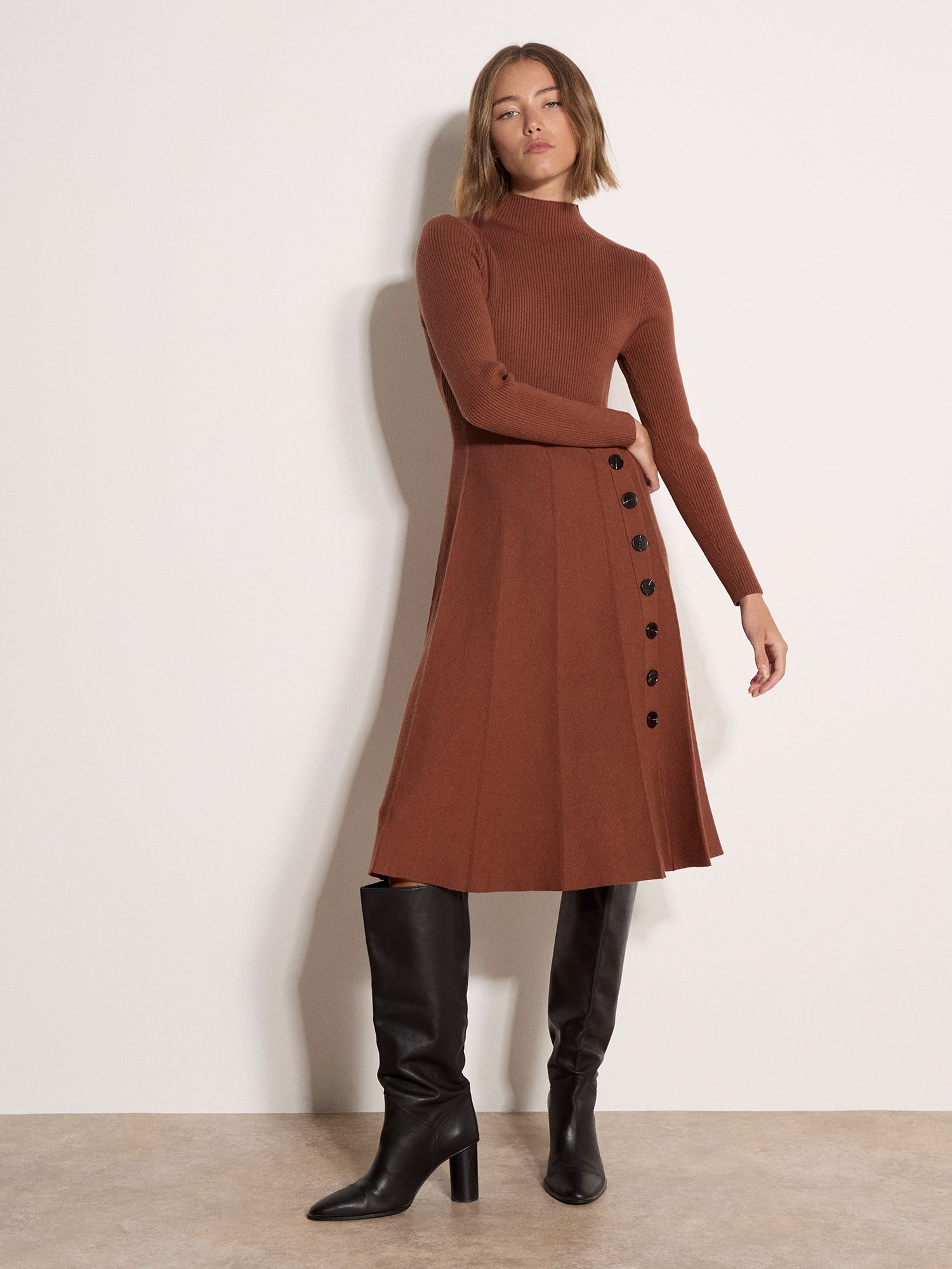 Apricot Midikleid »Wadelanges Strickkleid« mit Zierknöpfen