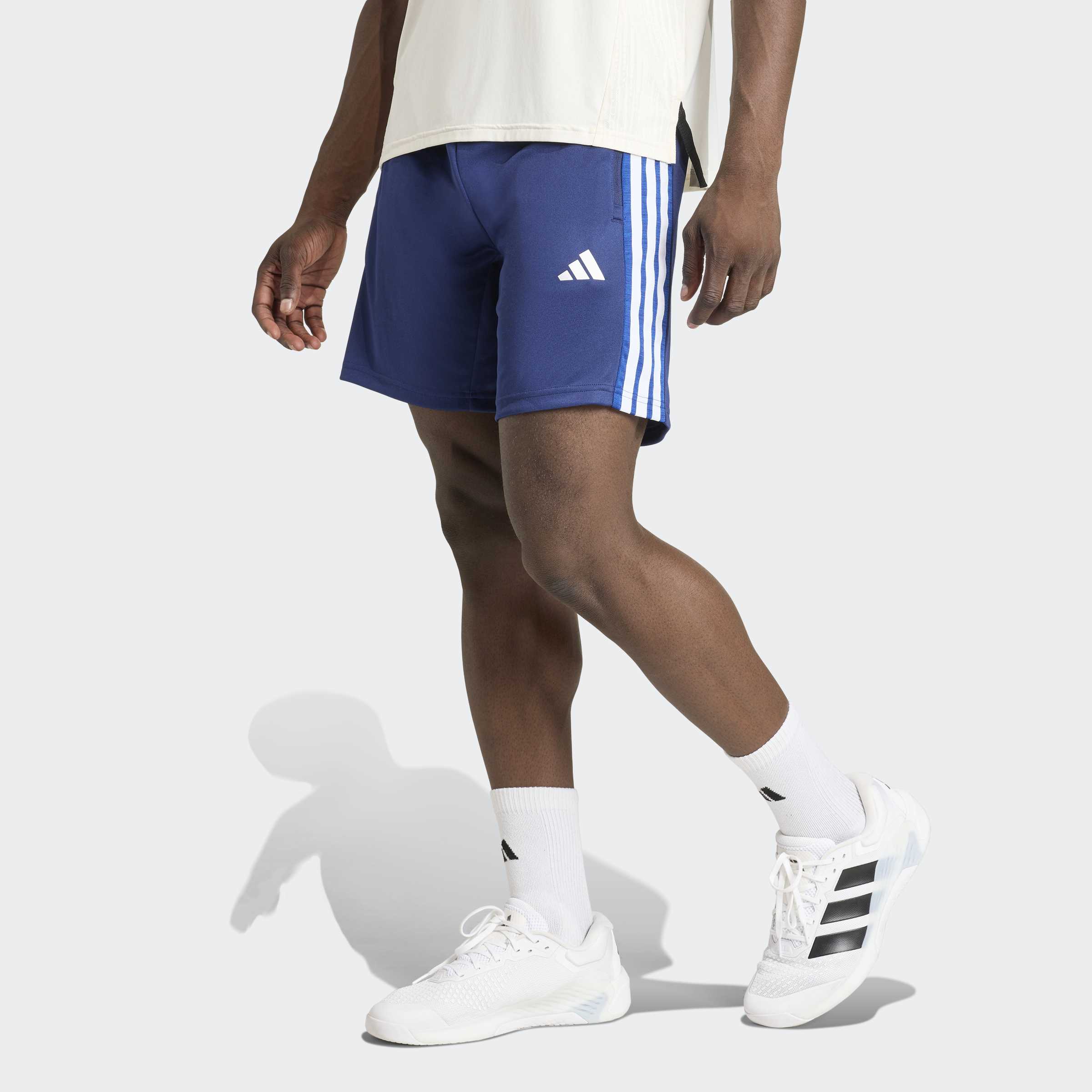 adidas Performance Shorts "WORKOUT ESSENTIALS ALL-SET 3-STRIPES KNIT" für sportliche Aktivitäten, mit normal-weiter Passform, aus Polyester