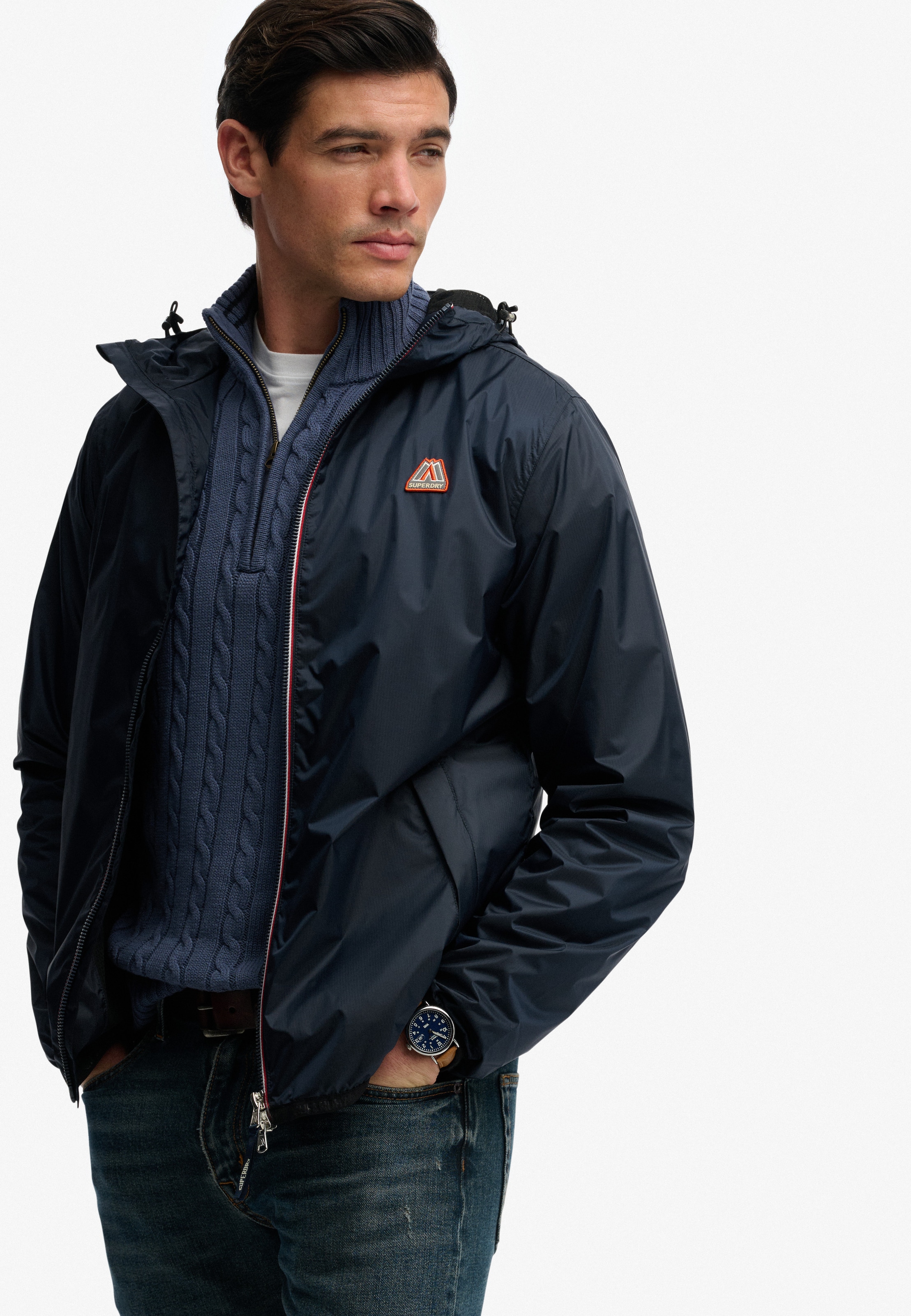 Superdry Windbreaker »ESSENTIAL TRI WINDBREAKER JKT« mit Kapuze