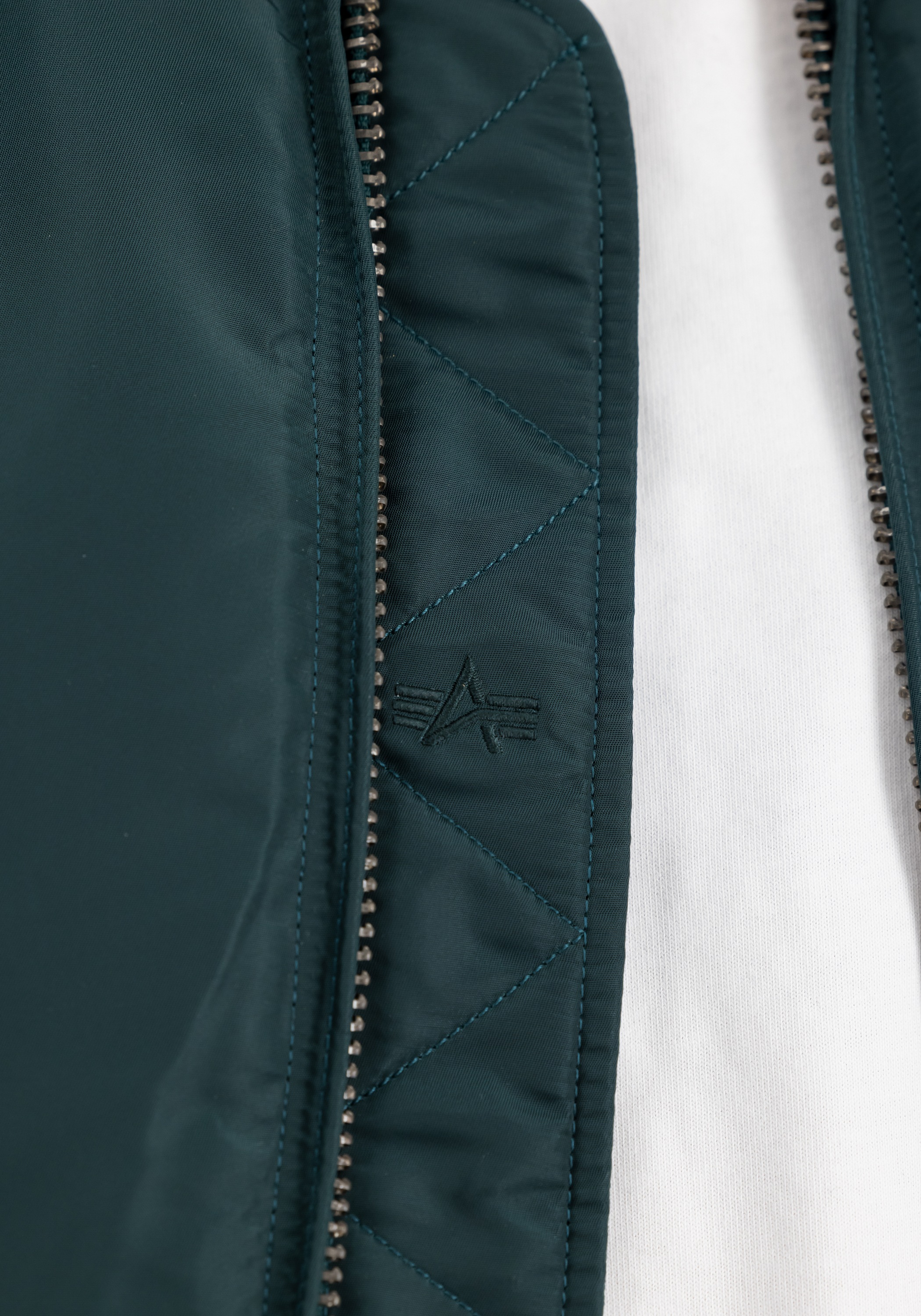 Alpha Industries Bomberjacke »Alpha Industries Men - Bomber Jackets MA-1 VF 59 Long«