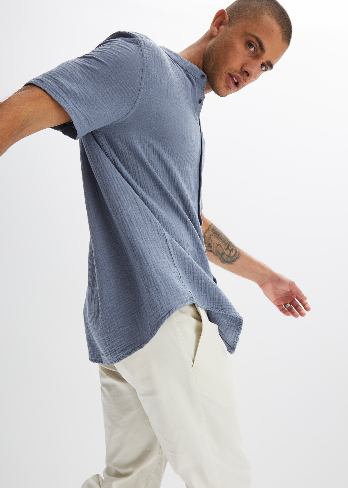 bonprix Kurzarmhemd Regular Fit, aus reiner Baumwolle, mit Stehkragen, mit kurzem Arm