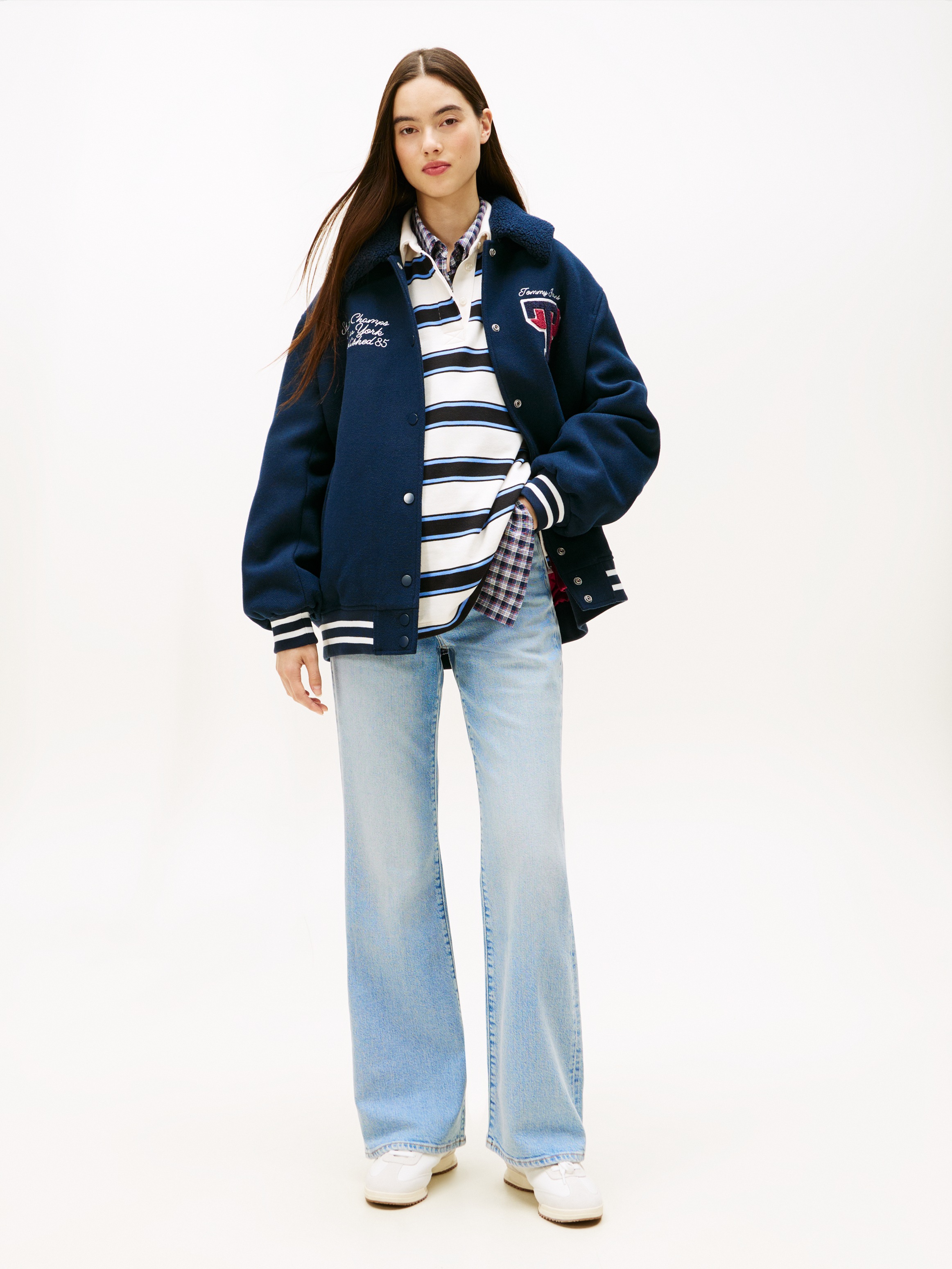 Thumbnail - Tommy Jeans Bootcut-Jeans "BELLA HGH FLR" in ausgestellter Form