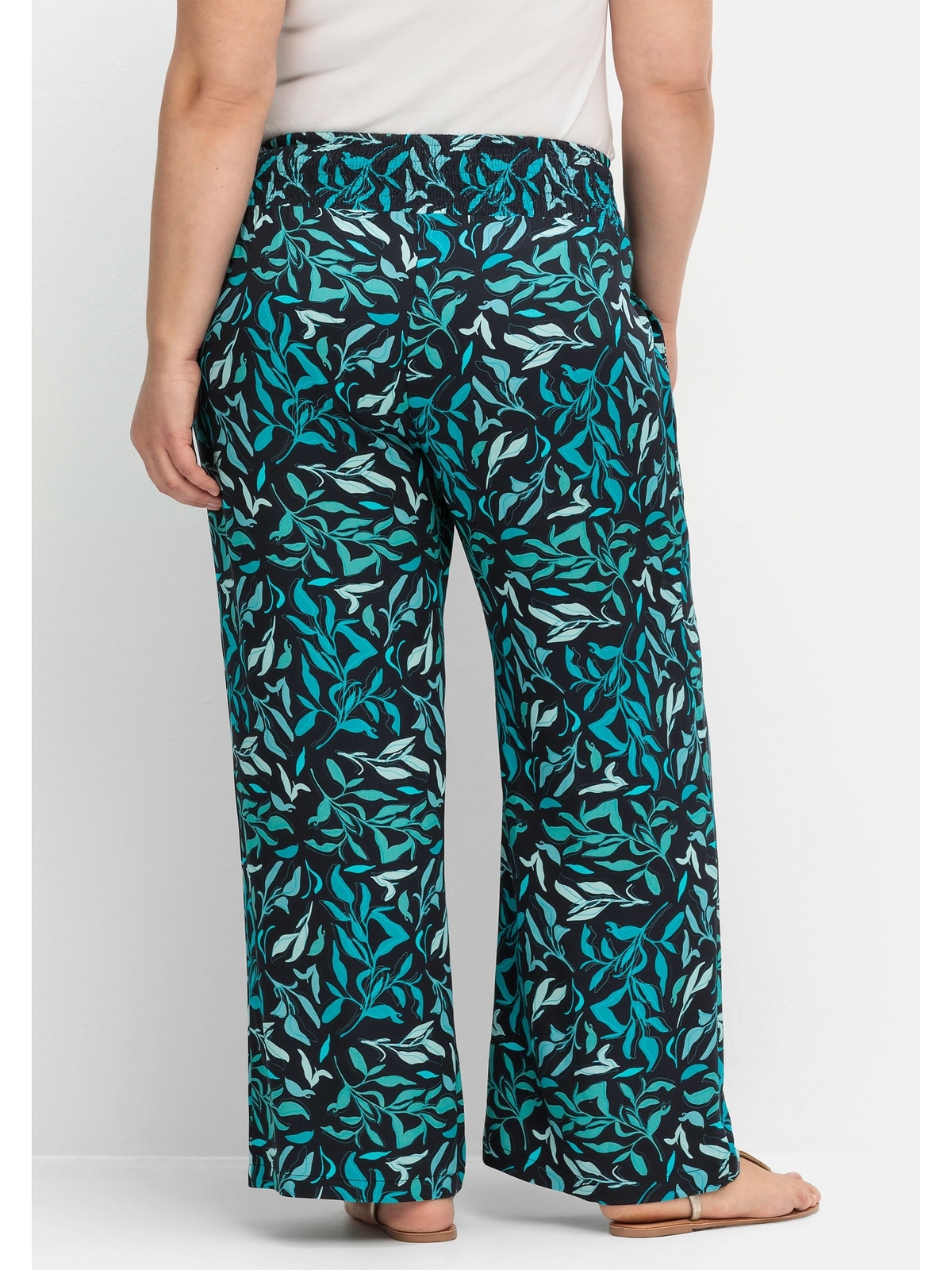 Sheego Schlupfhose »Große Größen«, mit Smokbund und Blätterprint