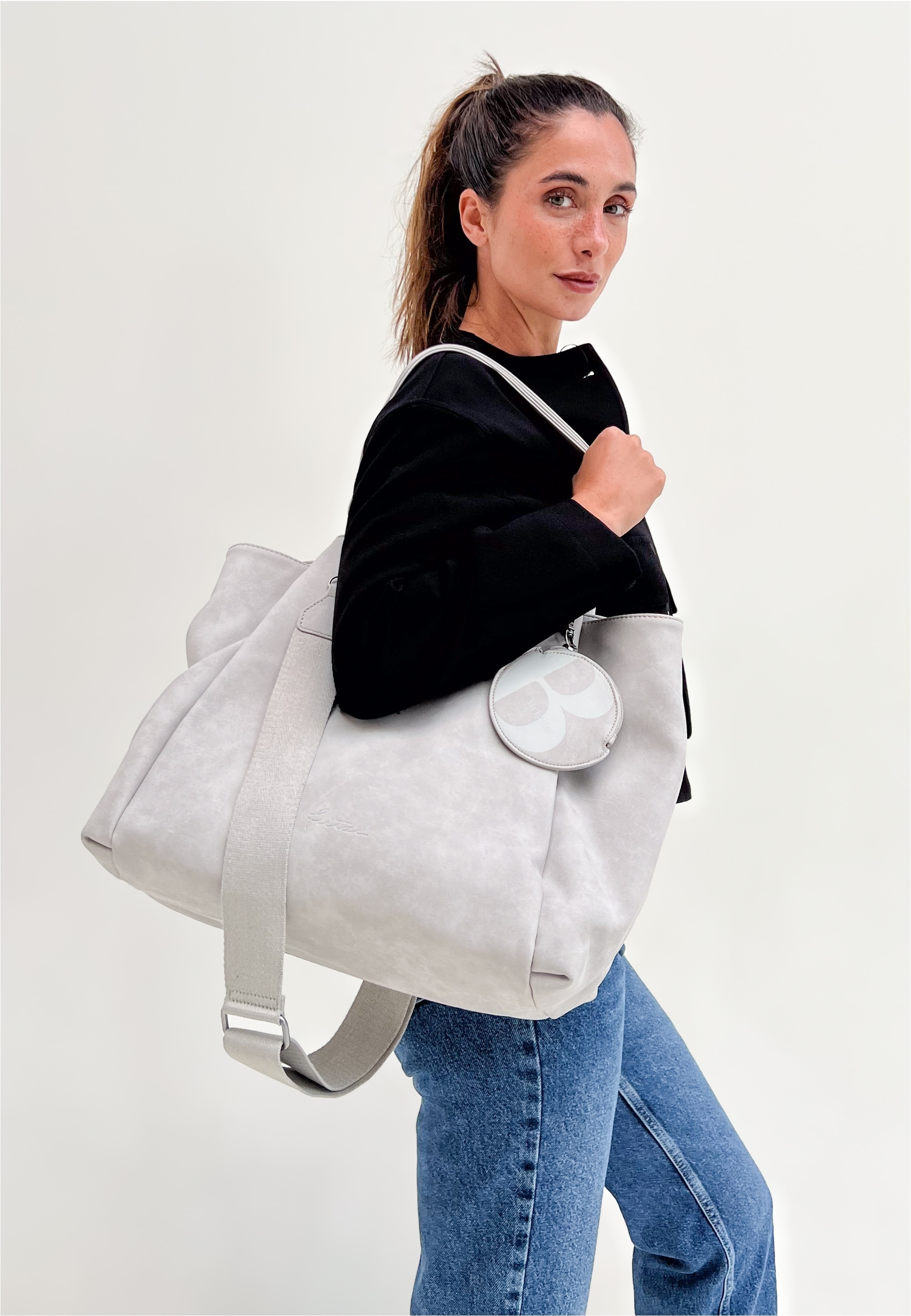 Fritzi aus Preußen Henkeltasche »Brigitte x fritzi Special Shopper42«, mit abnehmbarem Anhänger