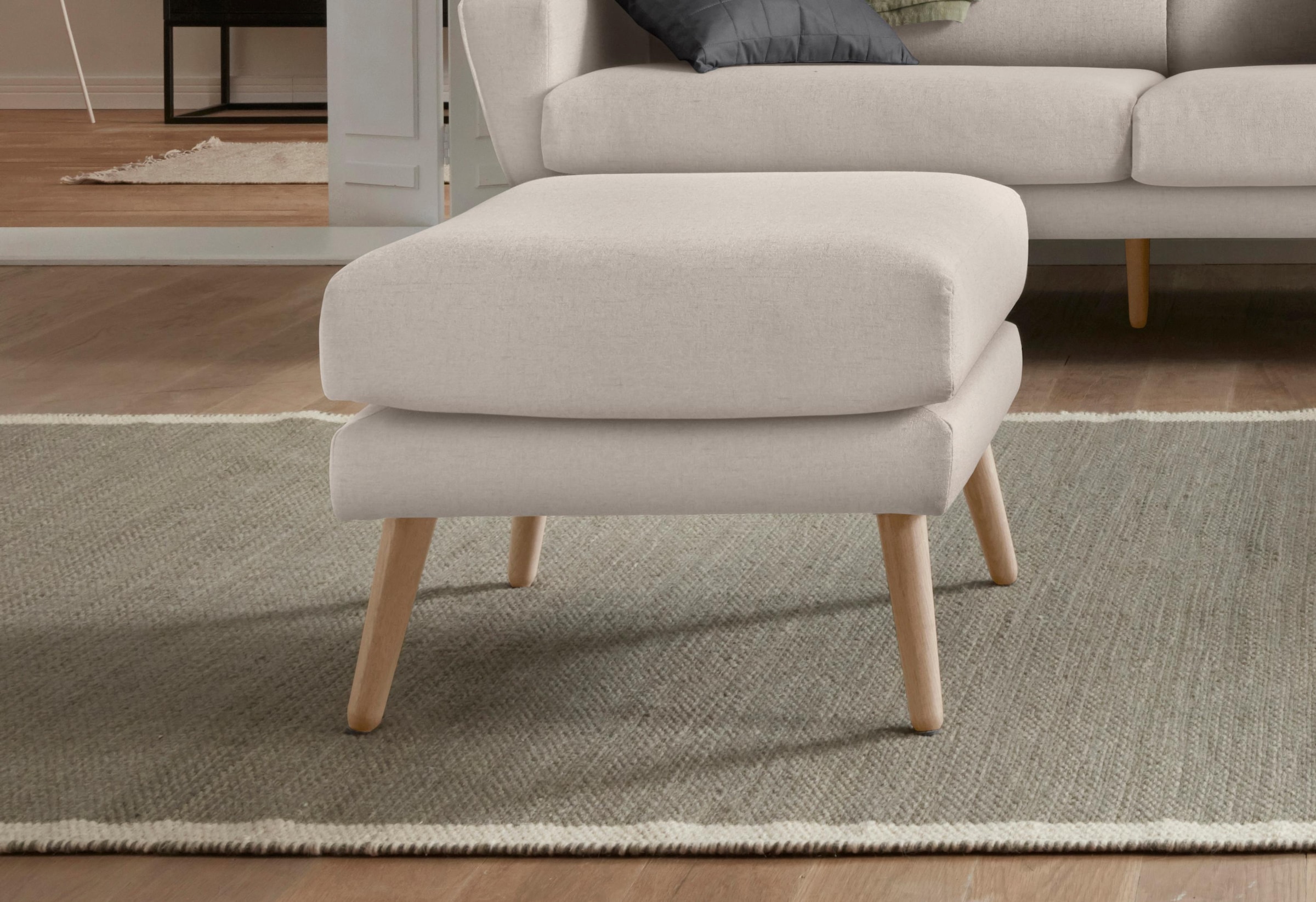 OTTO home Hocker "Bille" mit Eiche-Beinen, Design by Morten Georgsen günstig online kaufen