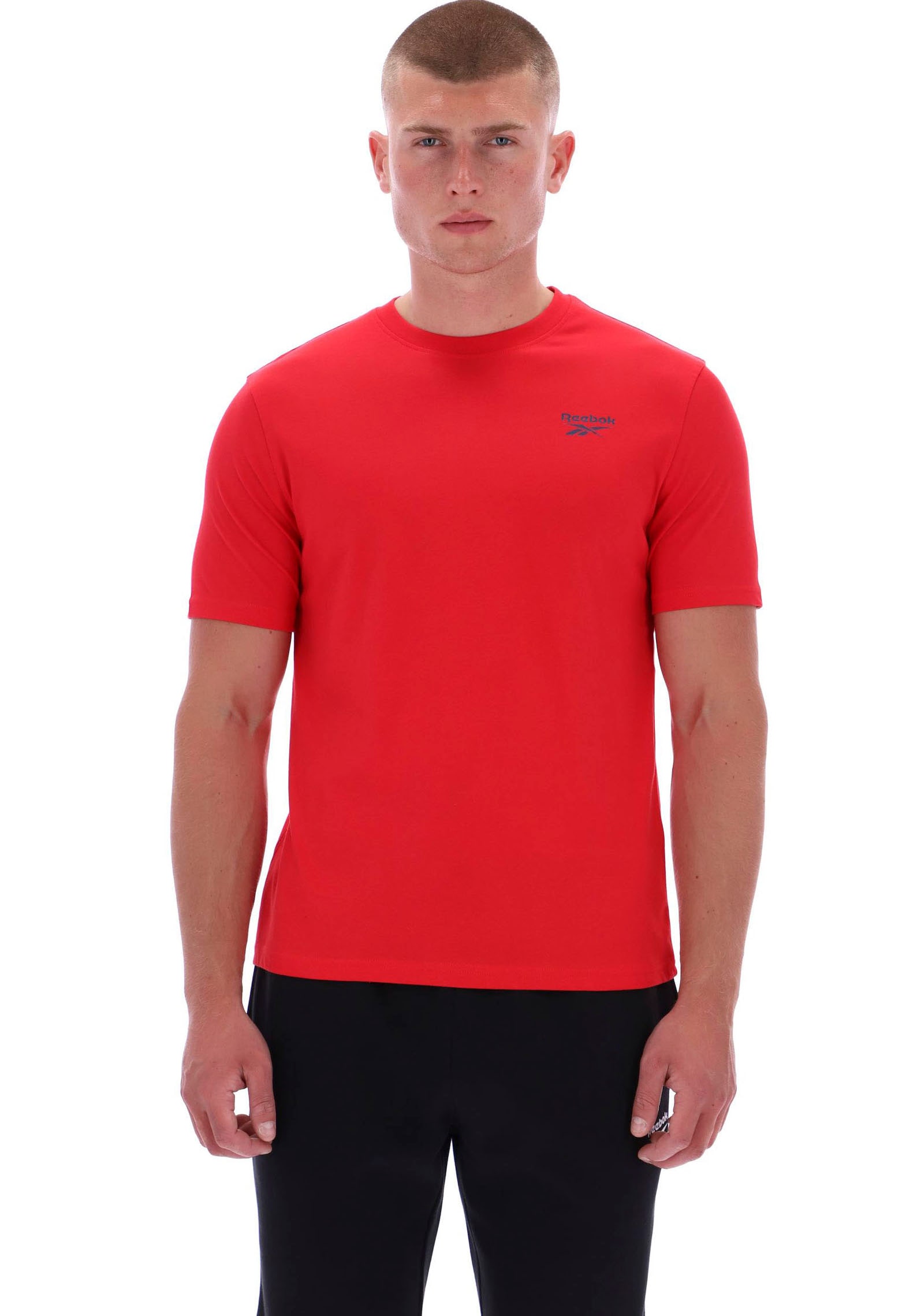 Reebok T-Shirt "CODY SMALL LOGO CREW NECK SS TEE" mit Rundhalsausschnitt, Kurzarm, ohne Verschluss, aus Baumwolle