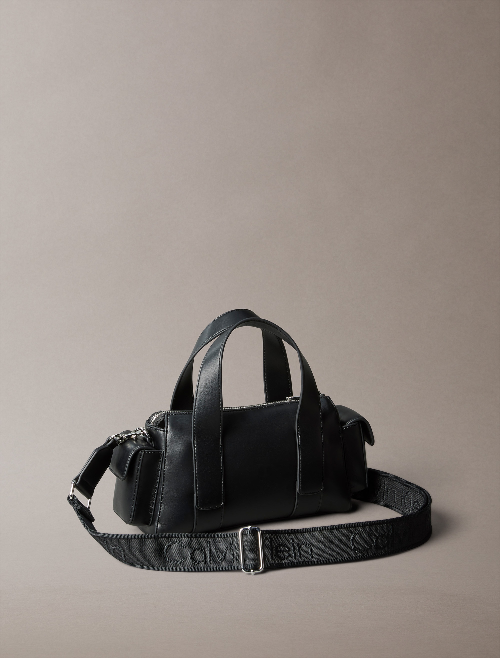 Calvin Klein Henkeltasche "WEBBING STRAP POCKET BAG", Schultertasche, Umhän günstig online kaufen