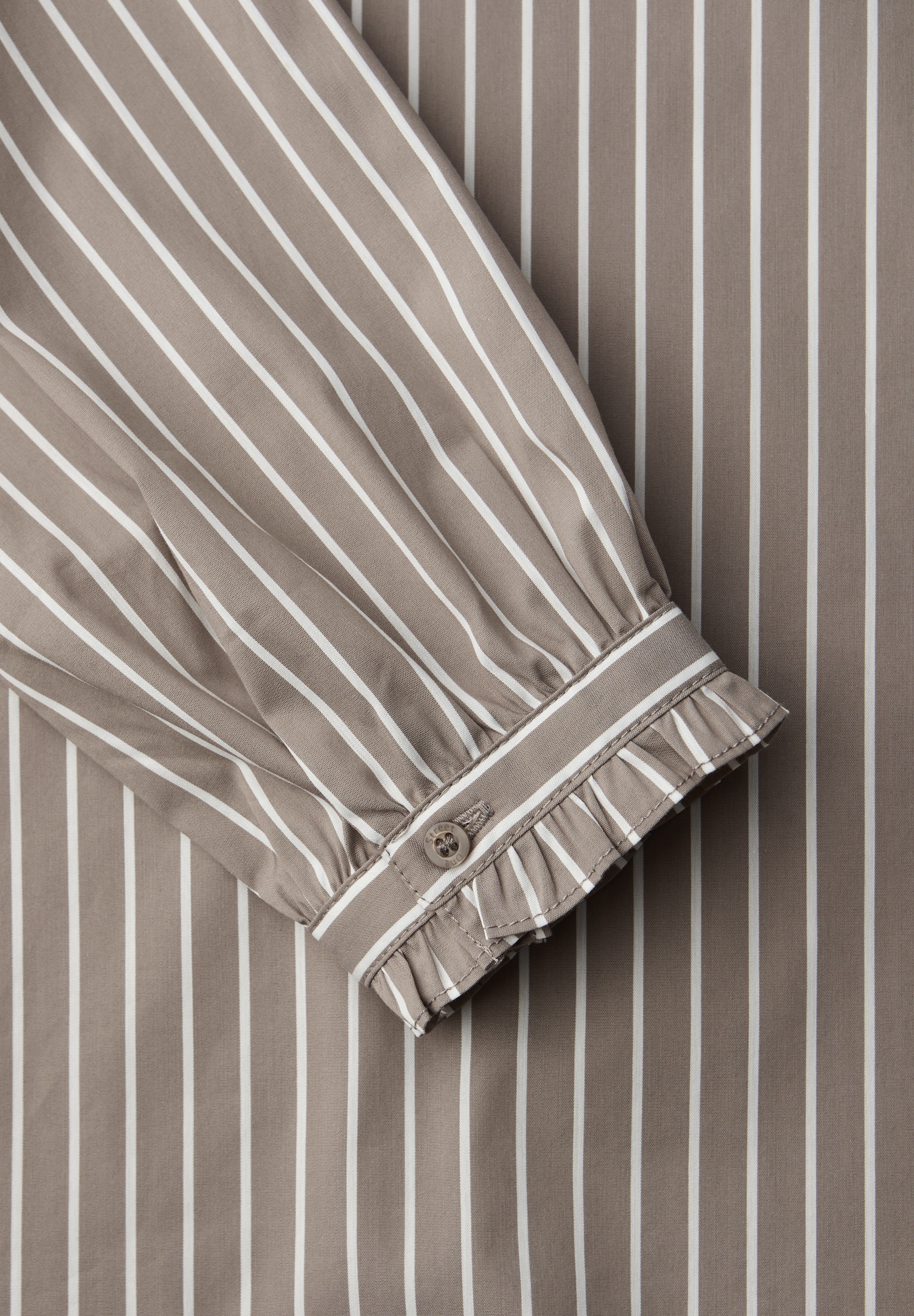 STREET ONE Langarmbluse mit geschlitztem Rundhalsausschnitt