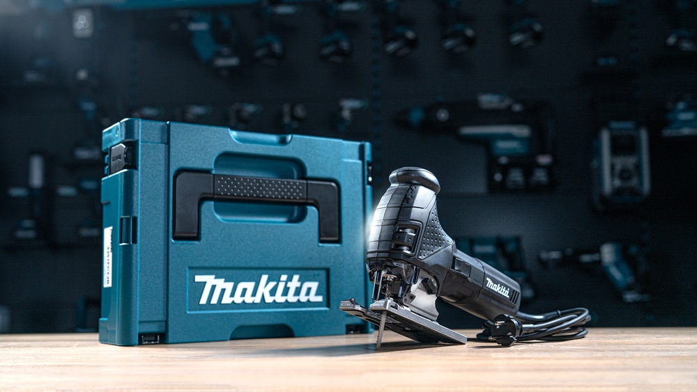 Makita Pendelhubstichsäge »4351FCTJB Sondermodel in schwarz«, 720 W • 800-2.800 min-1, mit Koffer und Zubehör