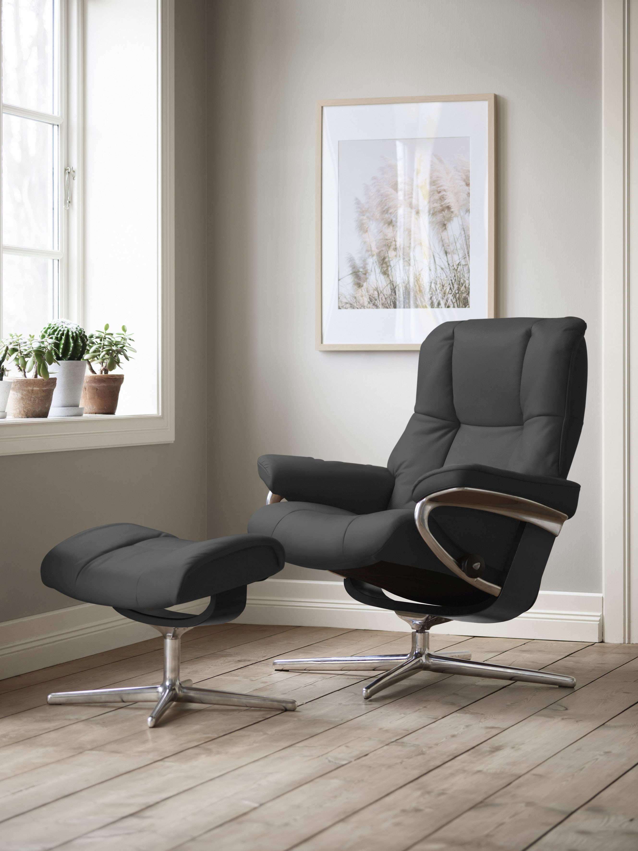 Stressless Relaxsessel "Mayfair" mit Cross Base, Größe S, M & L, Holzakzent Schwarz