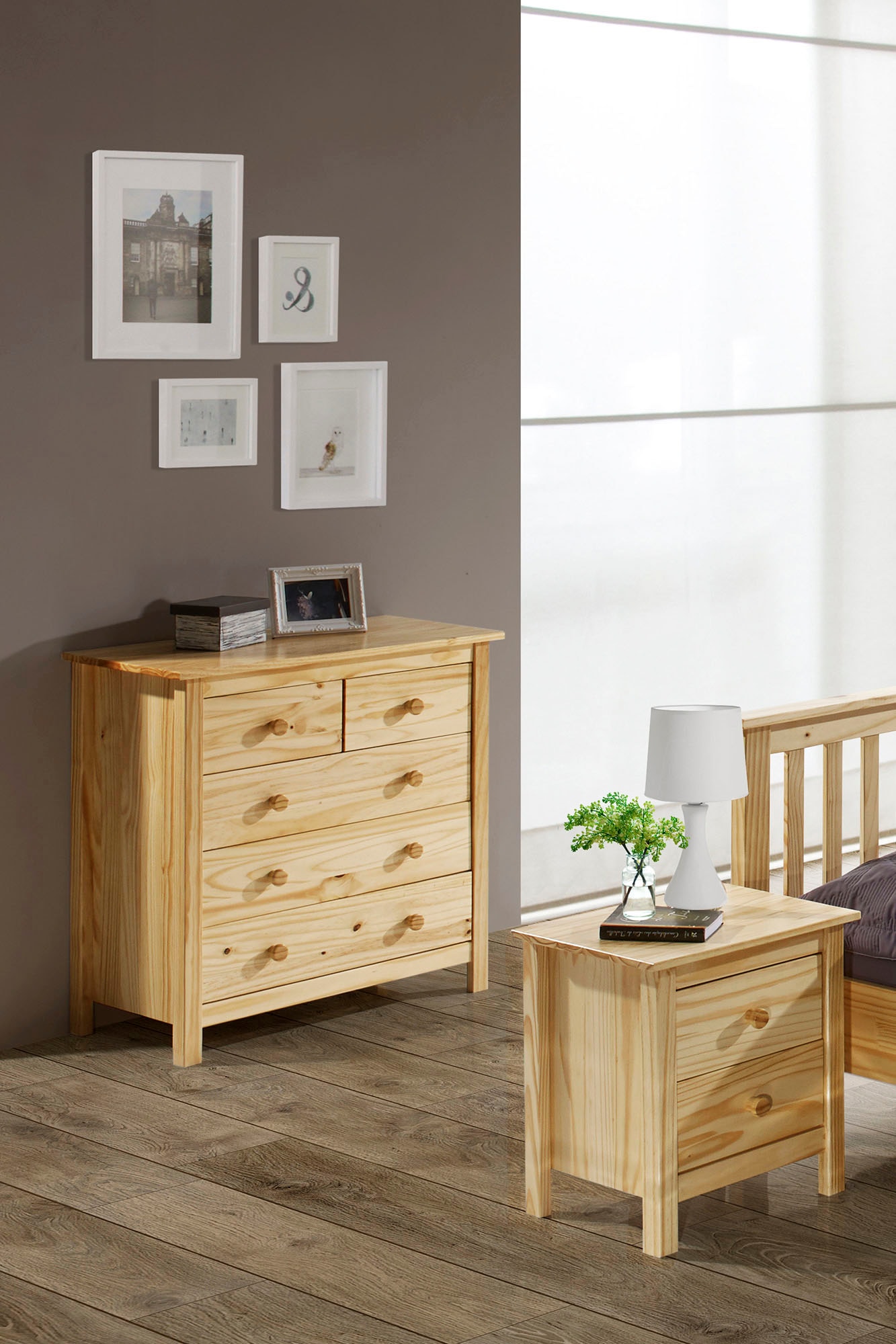 Möbilia Kommode 1 Stk. tlg. gefertigt aus massivem Kiefernholz günstig online kaufen
