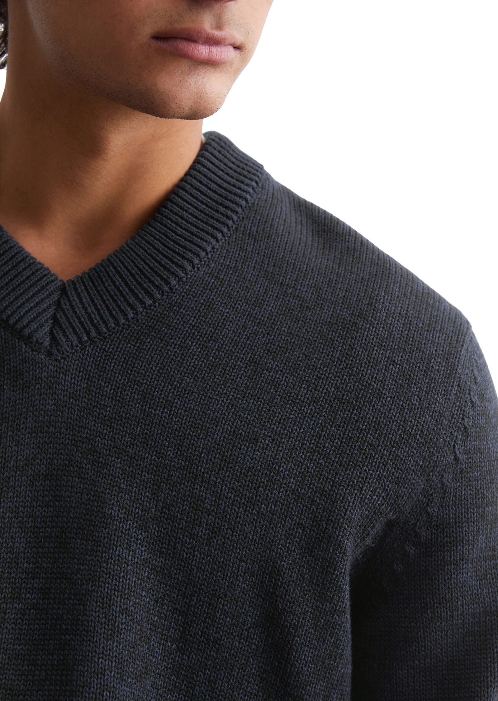 Marc O'Polo DENIM V-Ausschnitt-Pullover »aus zweifarbigem Bio-Baumwoll-Garn«