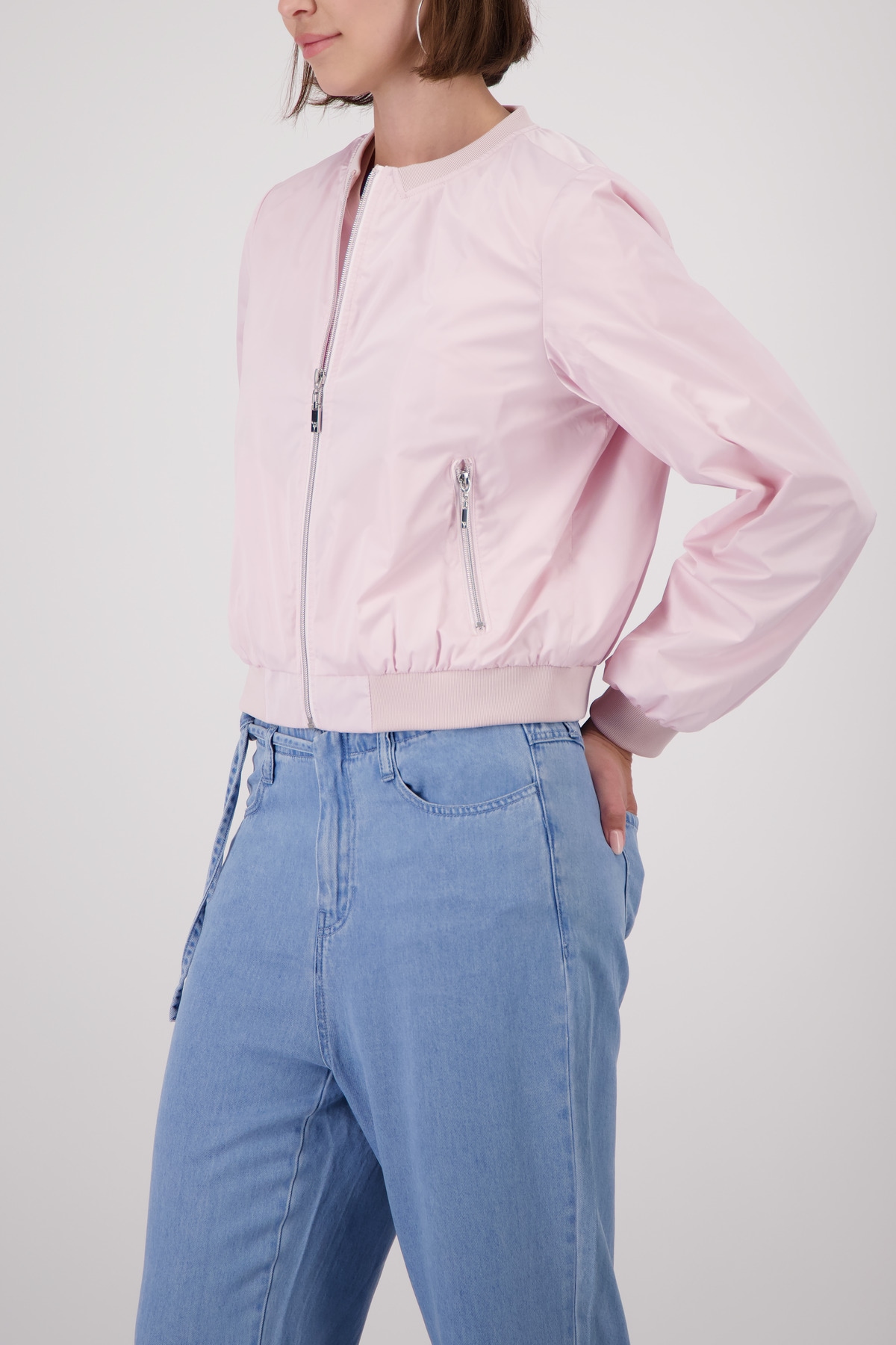 Monari Bomberjacke »Jacke Nylon« ohne Kapuze mit Reißverschlusstaschen