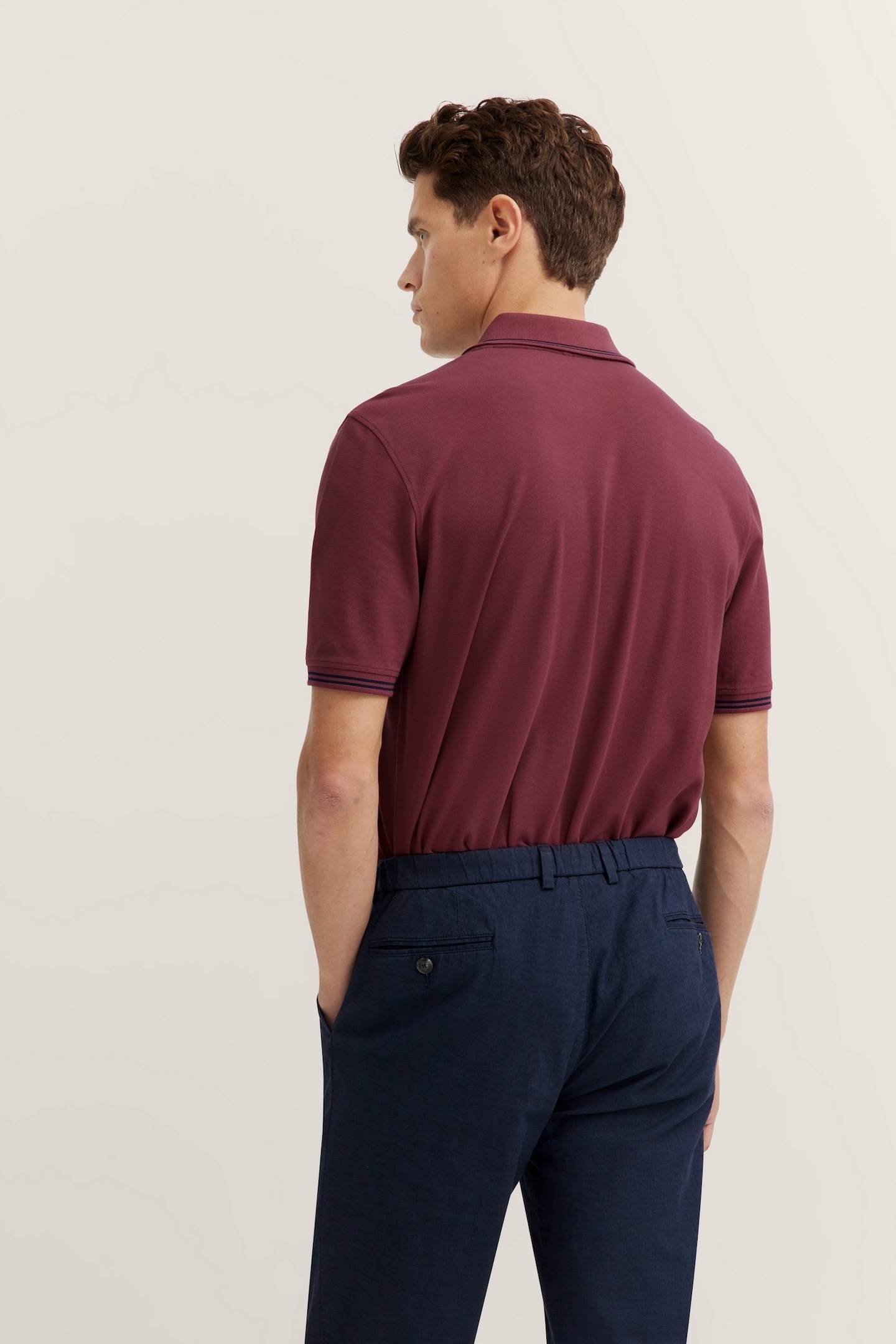 bugatti Poloshirt, mit Kontraststreifen und Bruststickerei