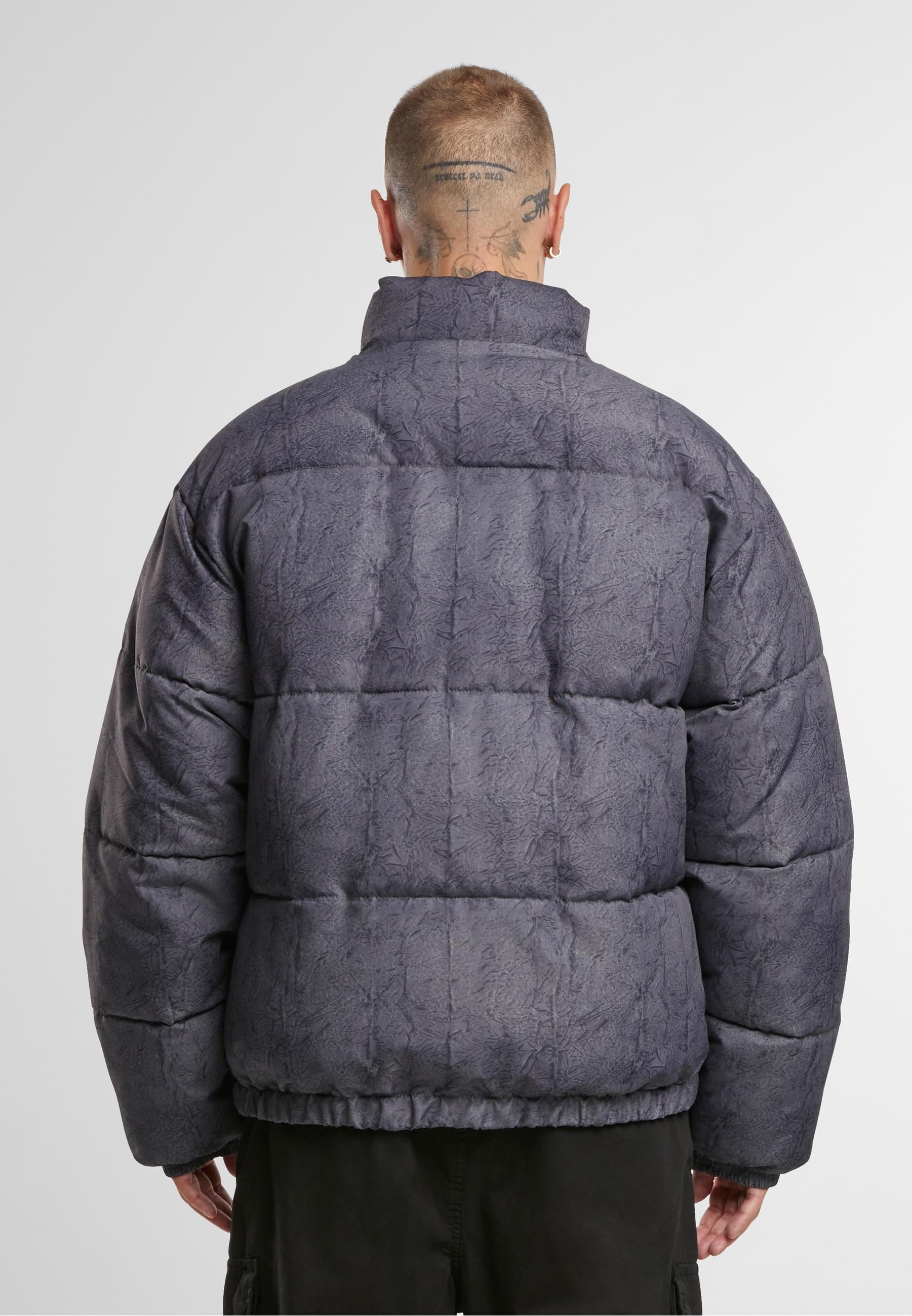 Karl Kani Winterjacke »Karl Kani Karl Kani Retro Crackle Print Puffer Jacket«, (1 St.), ohne Kapuze