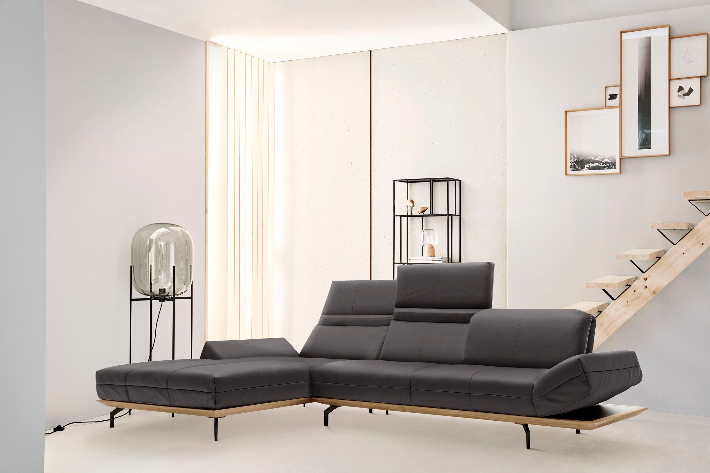 Creation BY ROLF BENZ Ecksofa »CR.420, Designecksofa, L-Form«, in 2 Qualitäten, Holzrahmen in Eiche Natur oder Nußbaum, Breite 313 cm