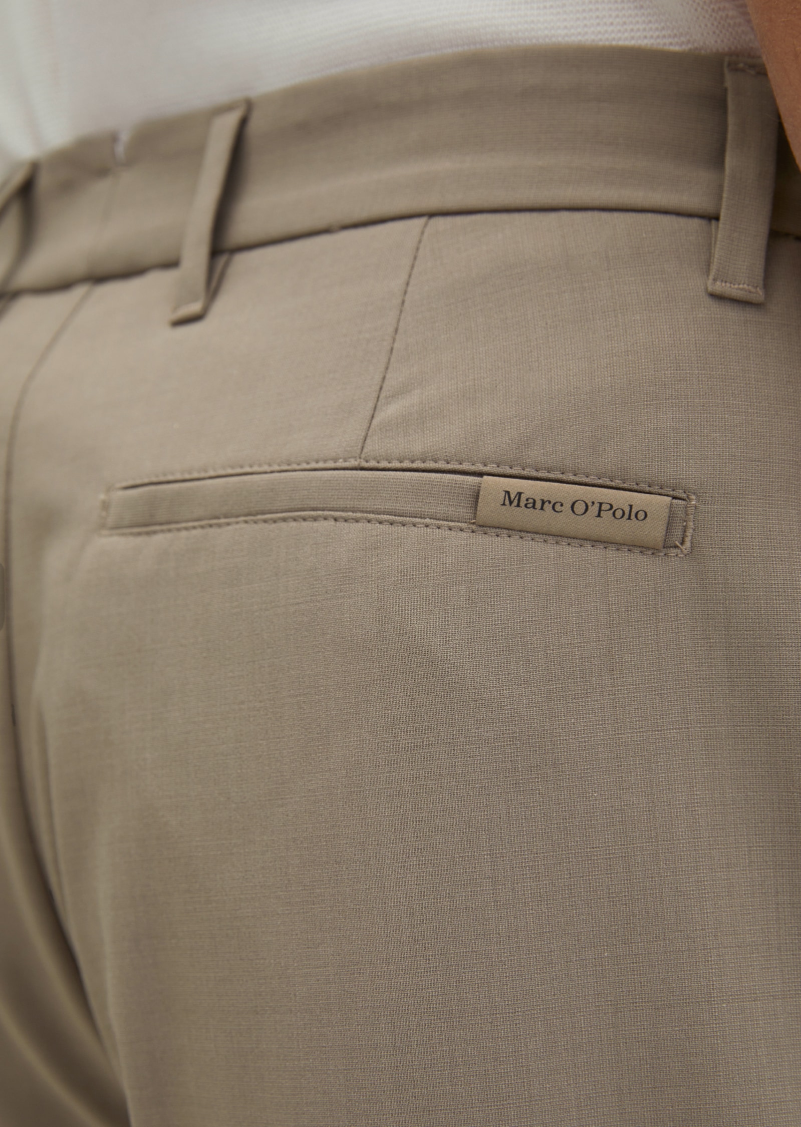 Marc O'Polo Stoffhose »DFB Travel Collection«  Model: MOSSBO, aus leichtem Technical Wool Blend