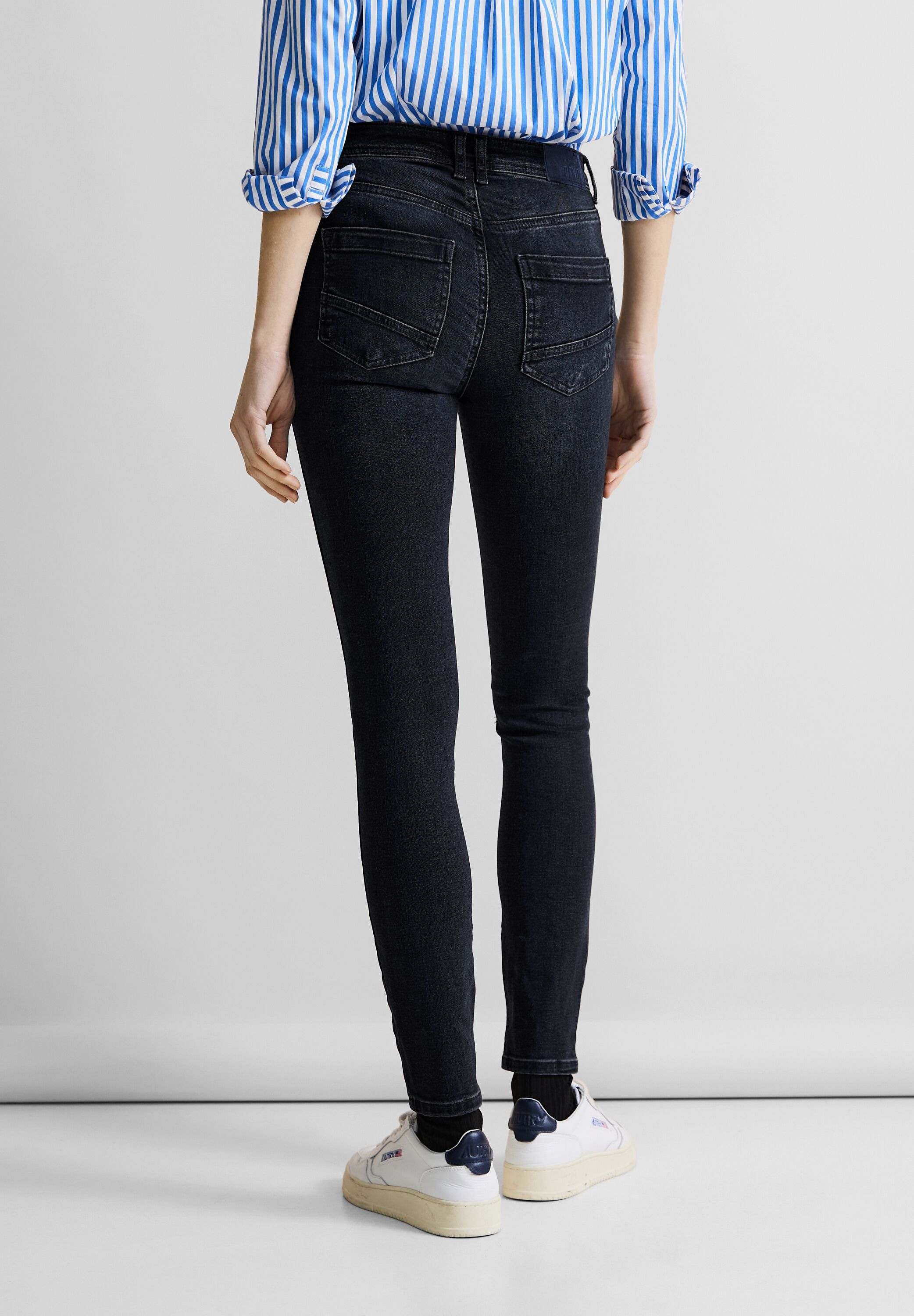 STREET ONE High-waist-Jeans, mit formgebender Passe hinten und vorne für  bestellen | BAUR