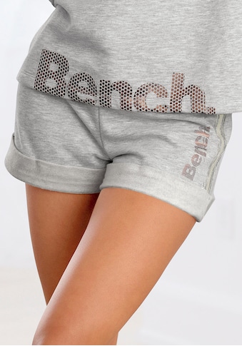 Bench. Relaxshorts su gestreiftem Bund Lounge...