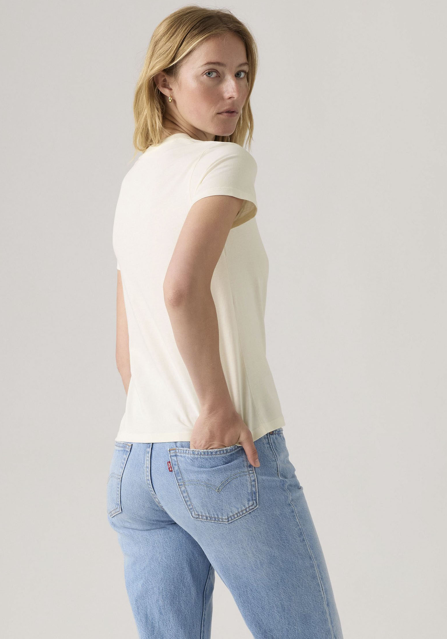 Thumbnail - Levis T-Shirt "LV T-Shirt THE PERFECT TEE NEUTRALS"