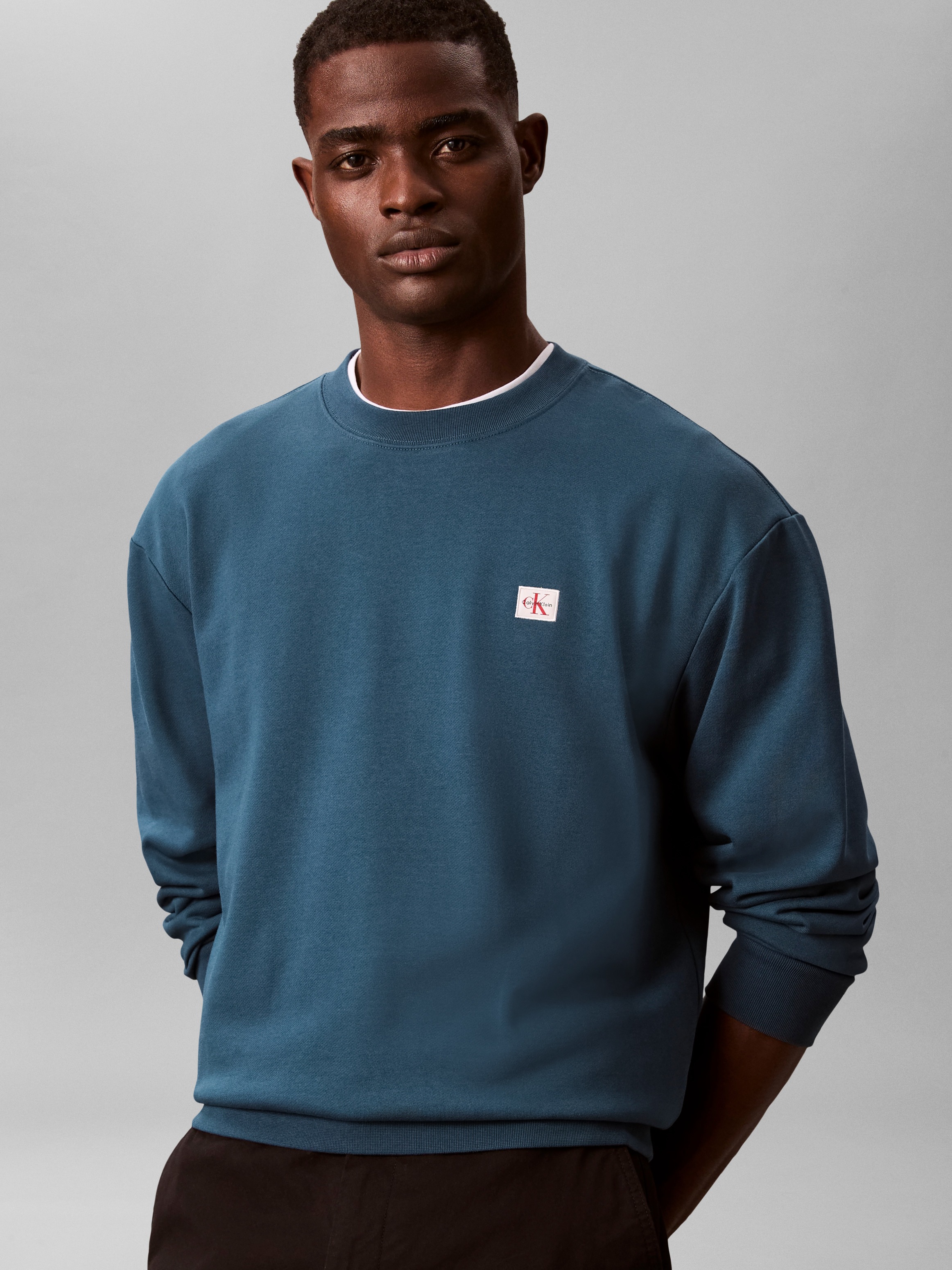 Calvin Klein Jeans Sweatshirt "400GSM TRRY BDG CRWN", Mit Rundhalsausschnit günstig online kaufen