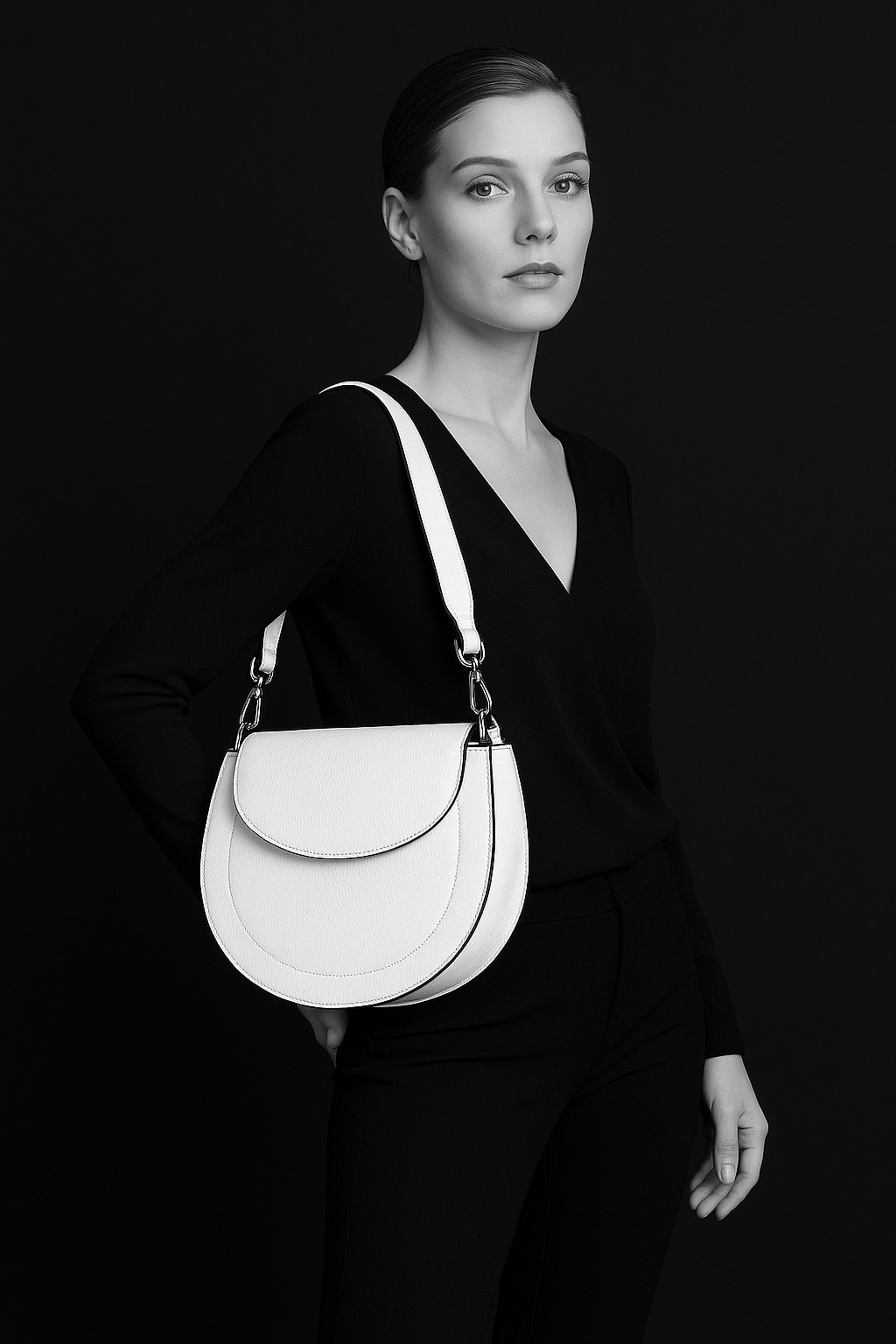 COLLEZIONE ALESSANDRO Schultertasche »Bianco Luxe«, aus Leder in luxuriösem weiß