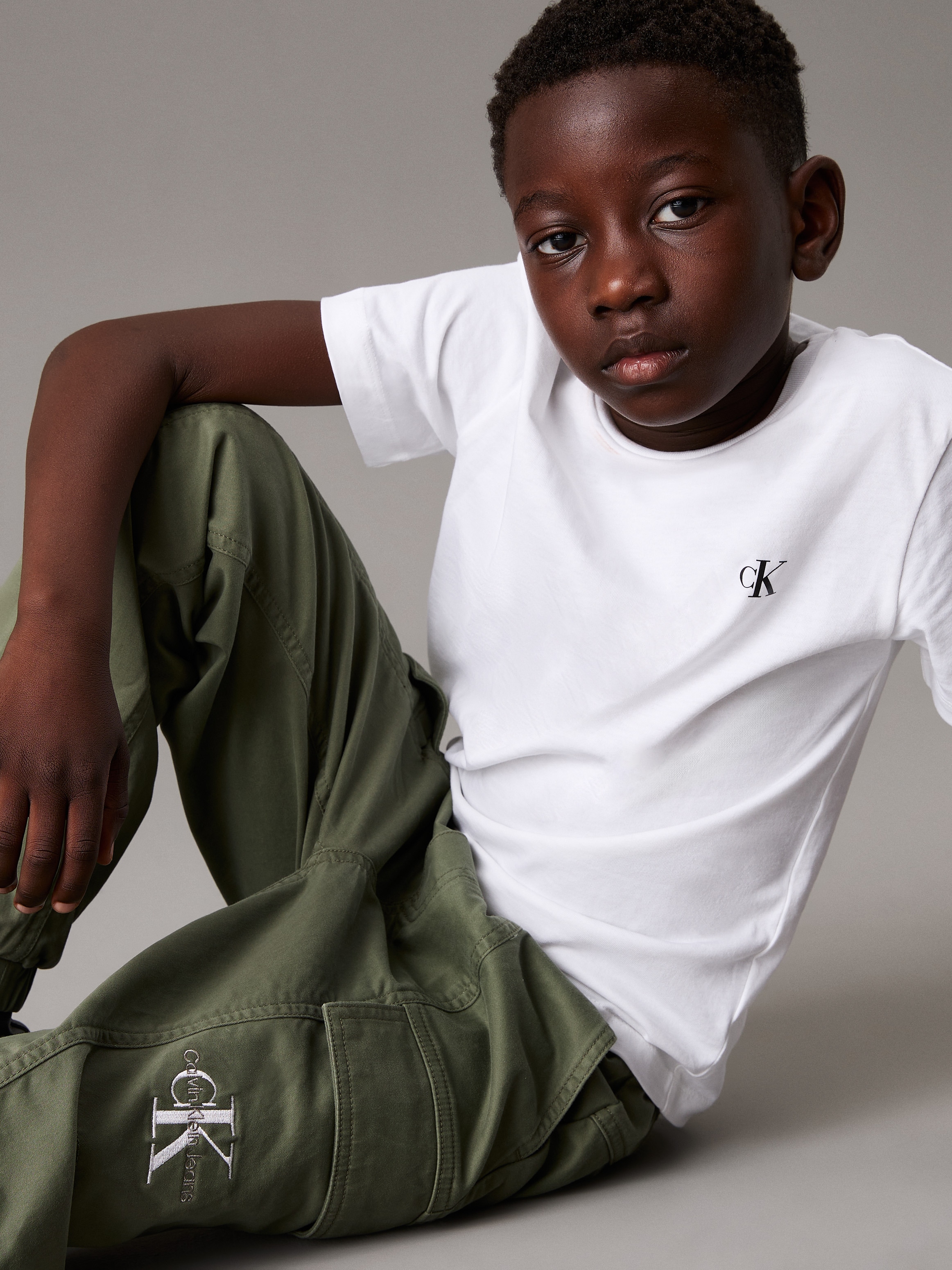 Calvin Klein Jeans Sweathose »ESSENTIAL WOVEN CARGO PANTS«, für Kinder bis 16 Jahre mit Logo-Print