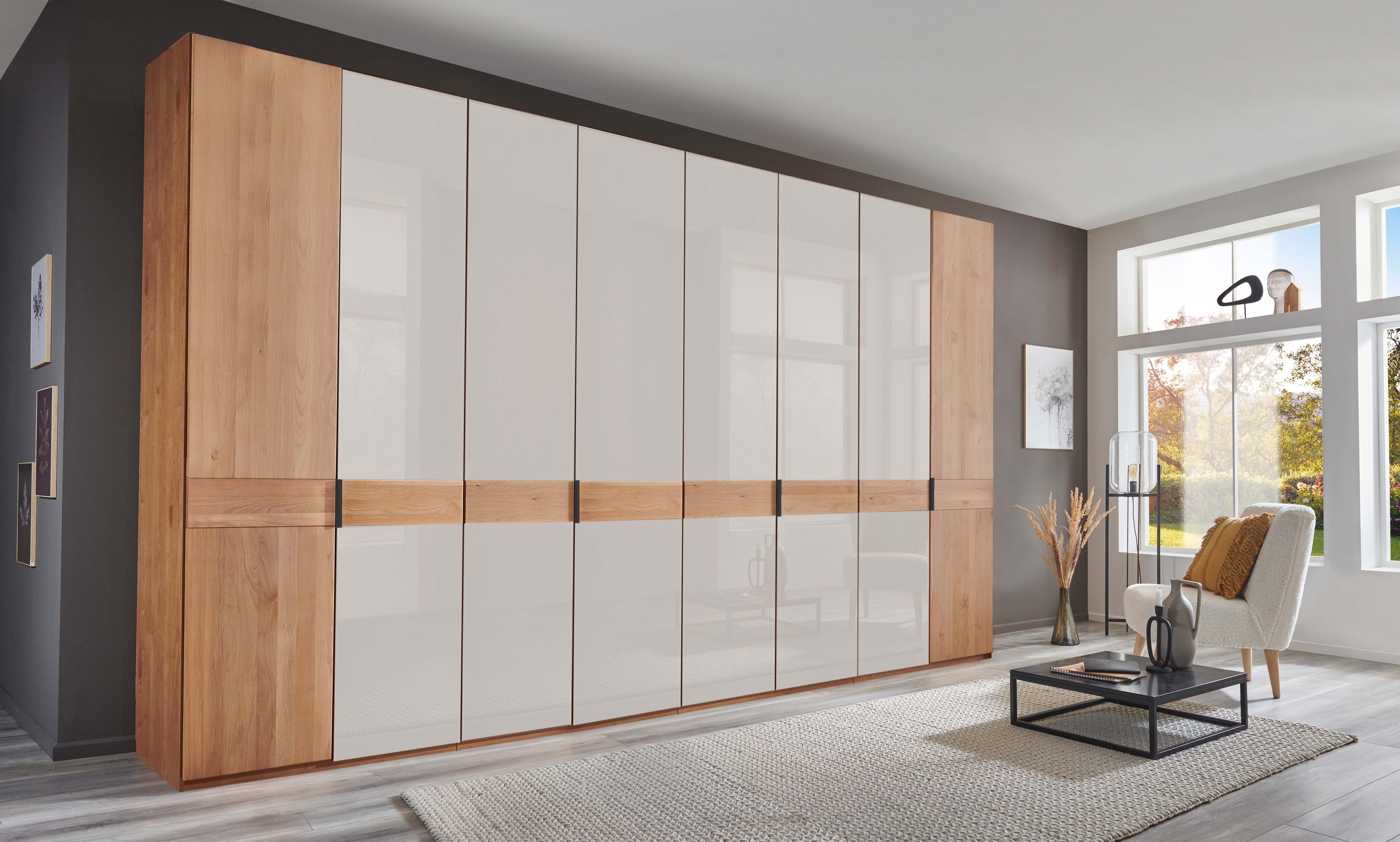 WIEMANN Kleiderschrank "Cardiff, Massivholztüren in Kombination mit Glas- oder Spiegeltüren" 4 Breiten, 2 Höhen 216/236cm auswählbar, hochwertiges Design in langlebiger Qualität, viel Stauraum