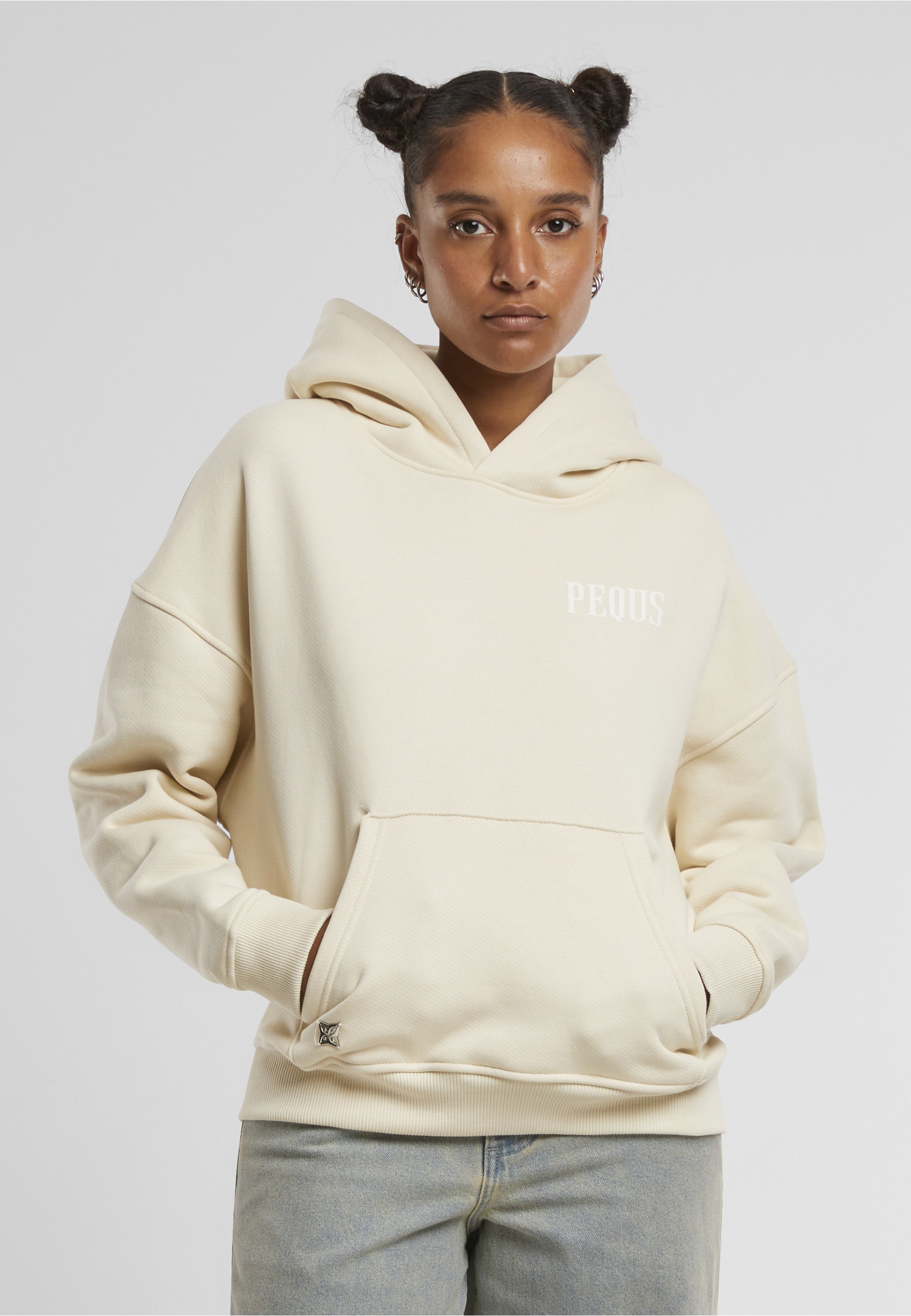 Thumbnail - PEQUS Kapuzensweatshirt "PEQUS PEQUS Back Logo Hoodie"