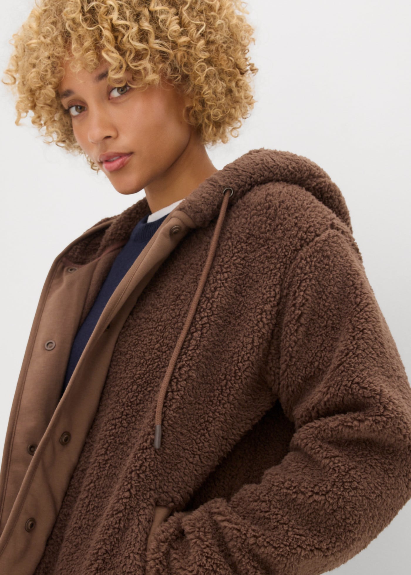 bonprix Fleecejacke in Teddy-Fleece, Oversize-Passform, sportlicher Stil