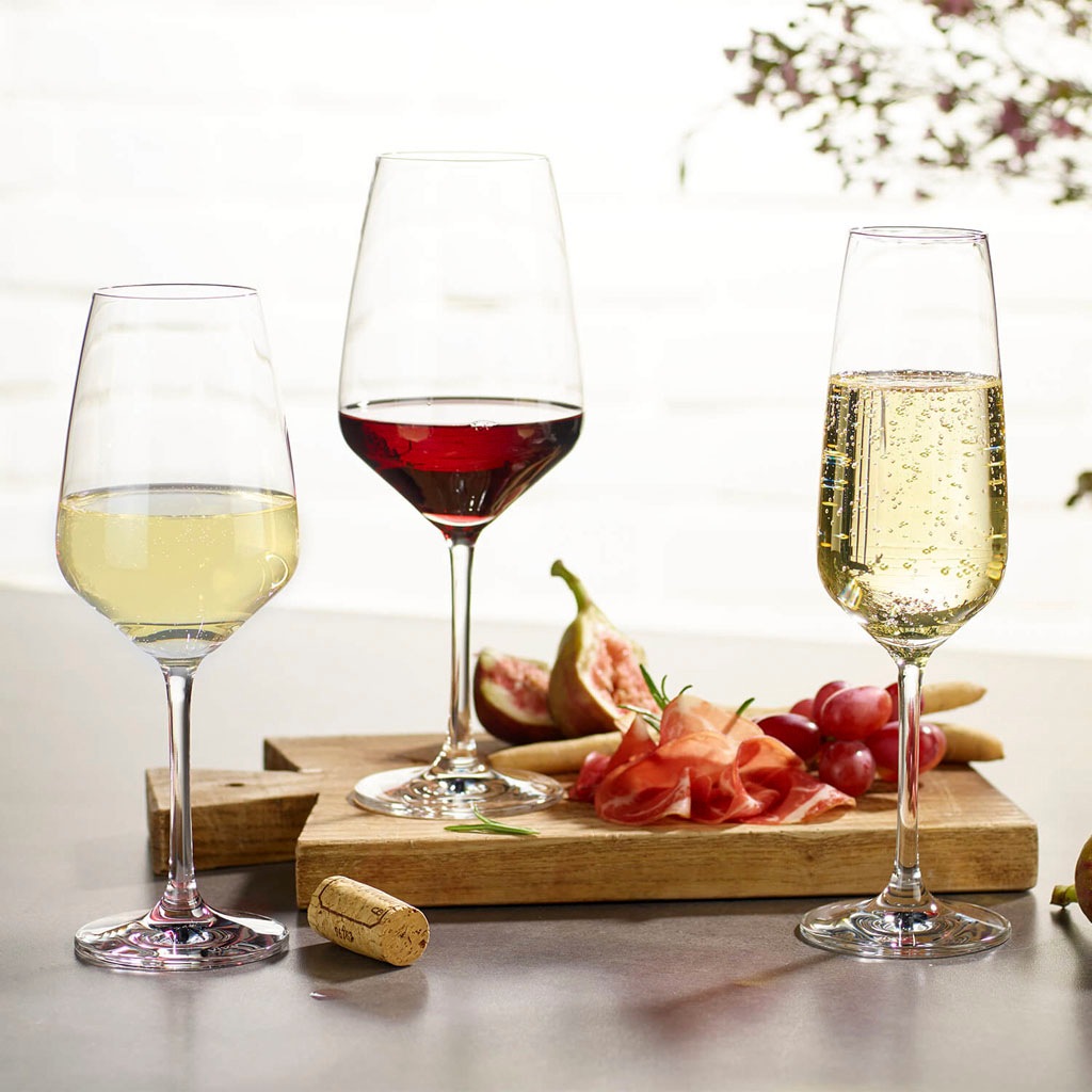vivo Villeroy & Boch Group Weißweinglas "Voice Basic" Kristallglas, spülmaschinengeeignet