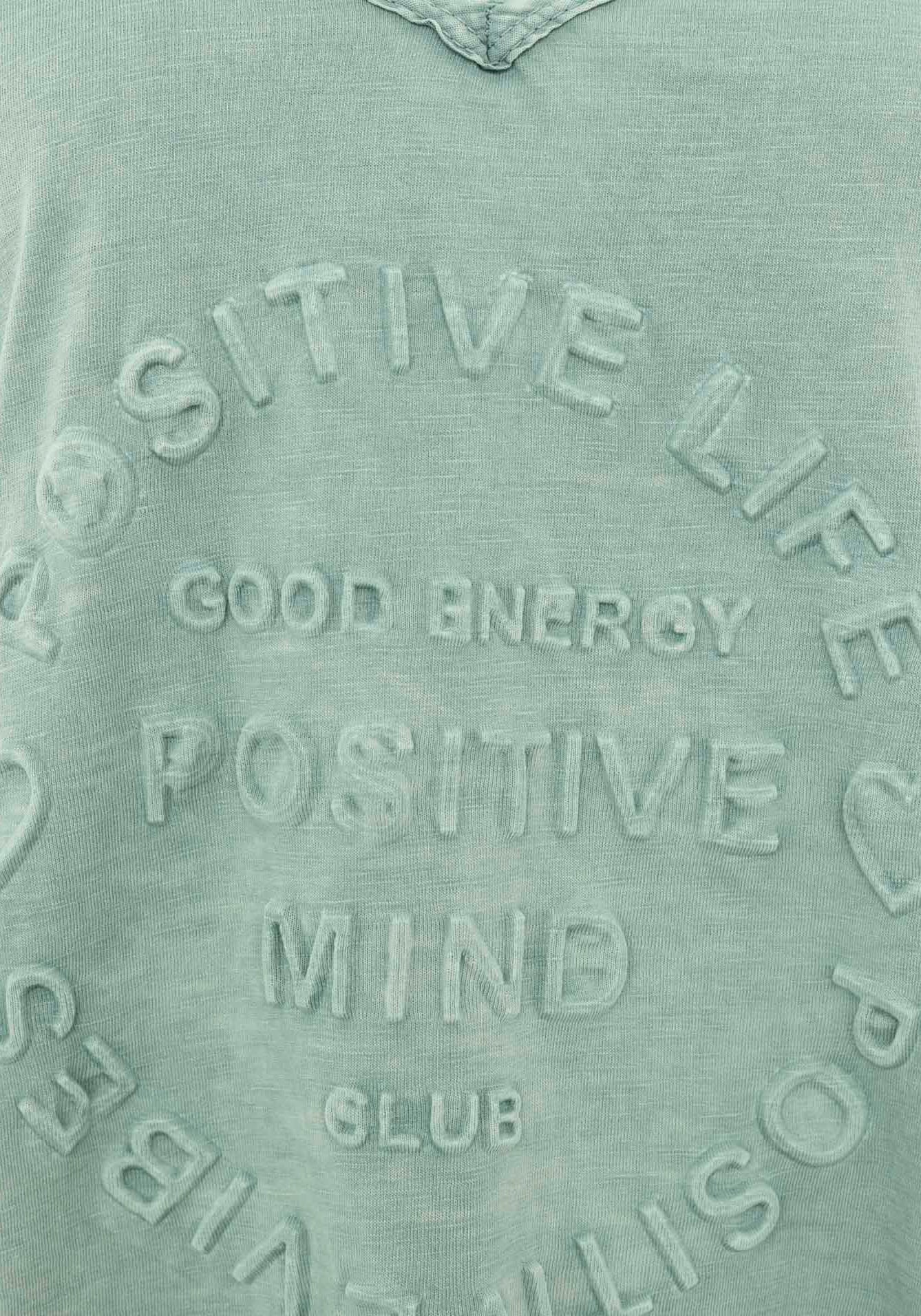Zwillingsherz T-Shirt »"Positive Mind"«, mit V-Neck, Stempeldruck und Saum im Used-Look