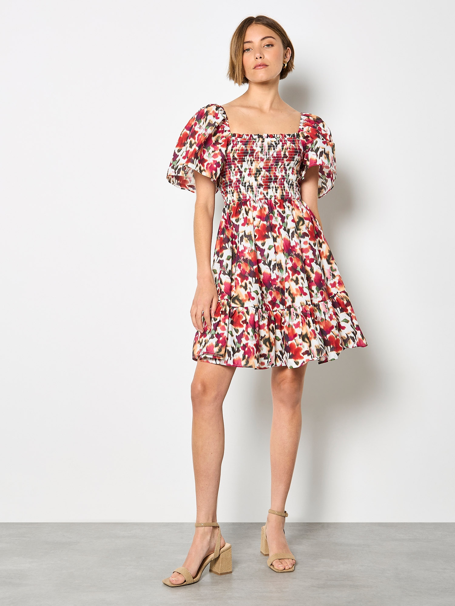 Apricot Minikleid "Minikleid aus reiner Baumwolle mit verschwommenem Ikat-Muster" mit Smokdetails