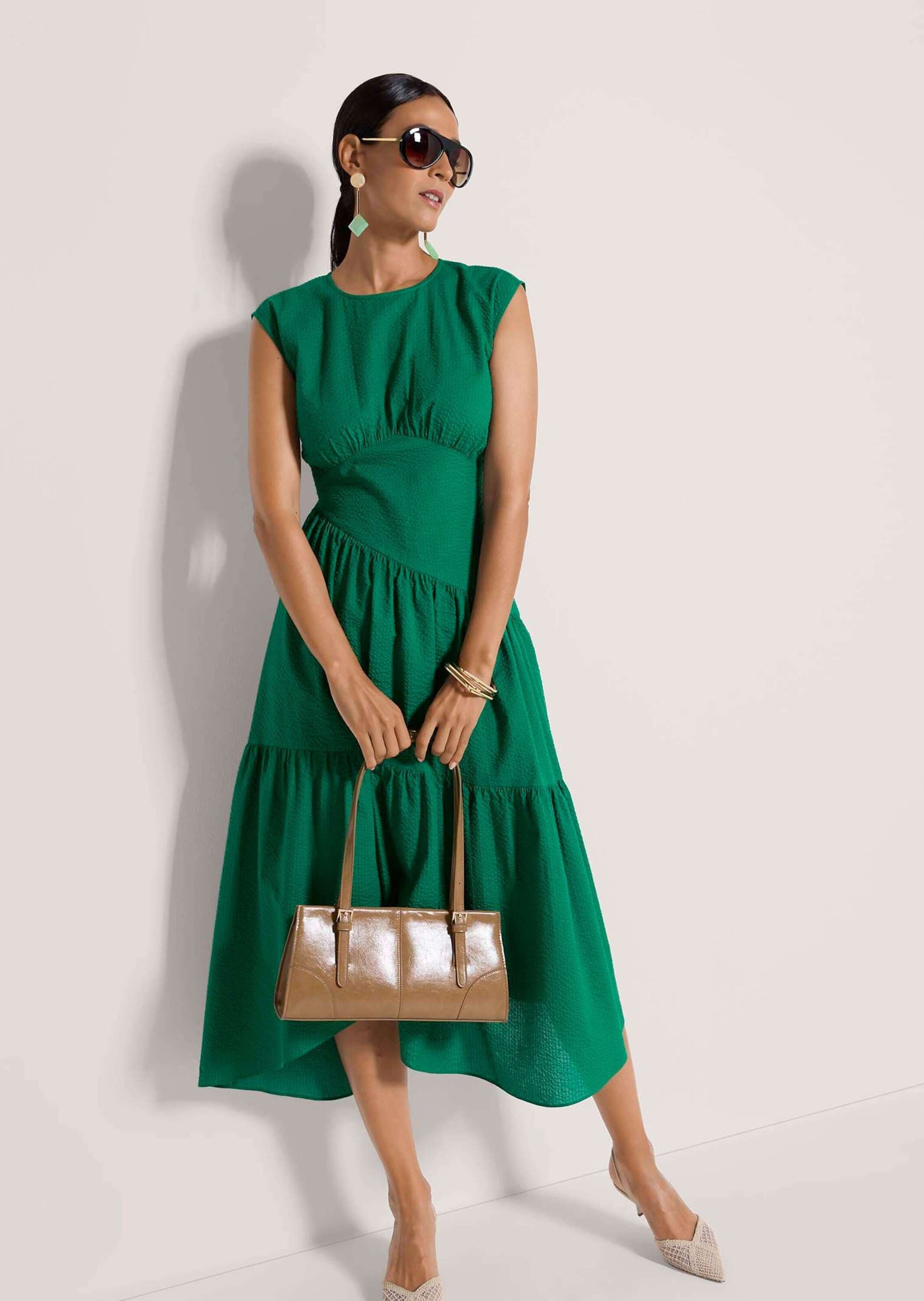 MADELEINE Midikleid »Midikleid Baumwollkleid mit Stufenrock« Kleid mit asymetrischen Stufenrock und modernen Teilungsnähten
