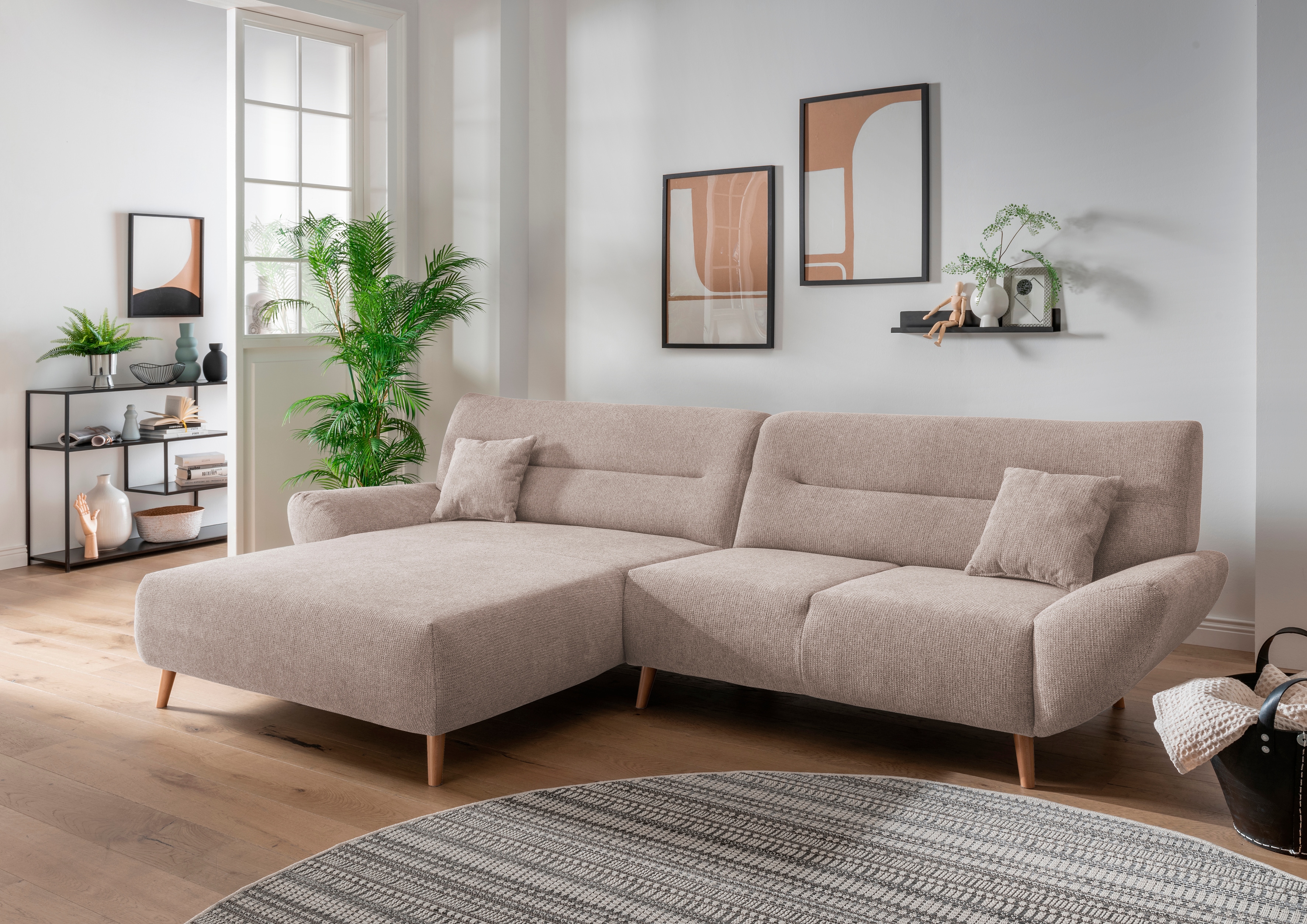 Home affaire Ecksofa "Drago, elegant und zeitlos, komfortabel, Holzfuß, L-Form, Breite 290cm" frei im Raum stellbar, inkl. 2 Zierkissen