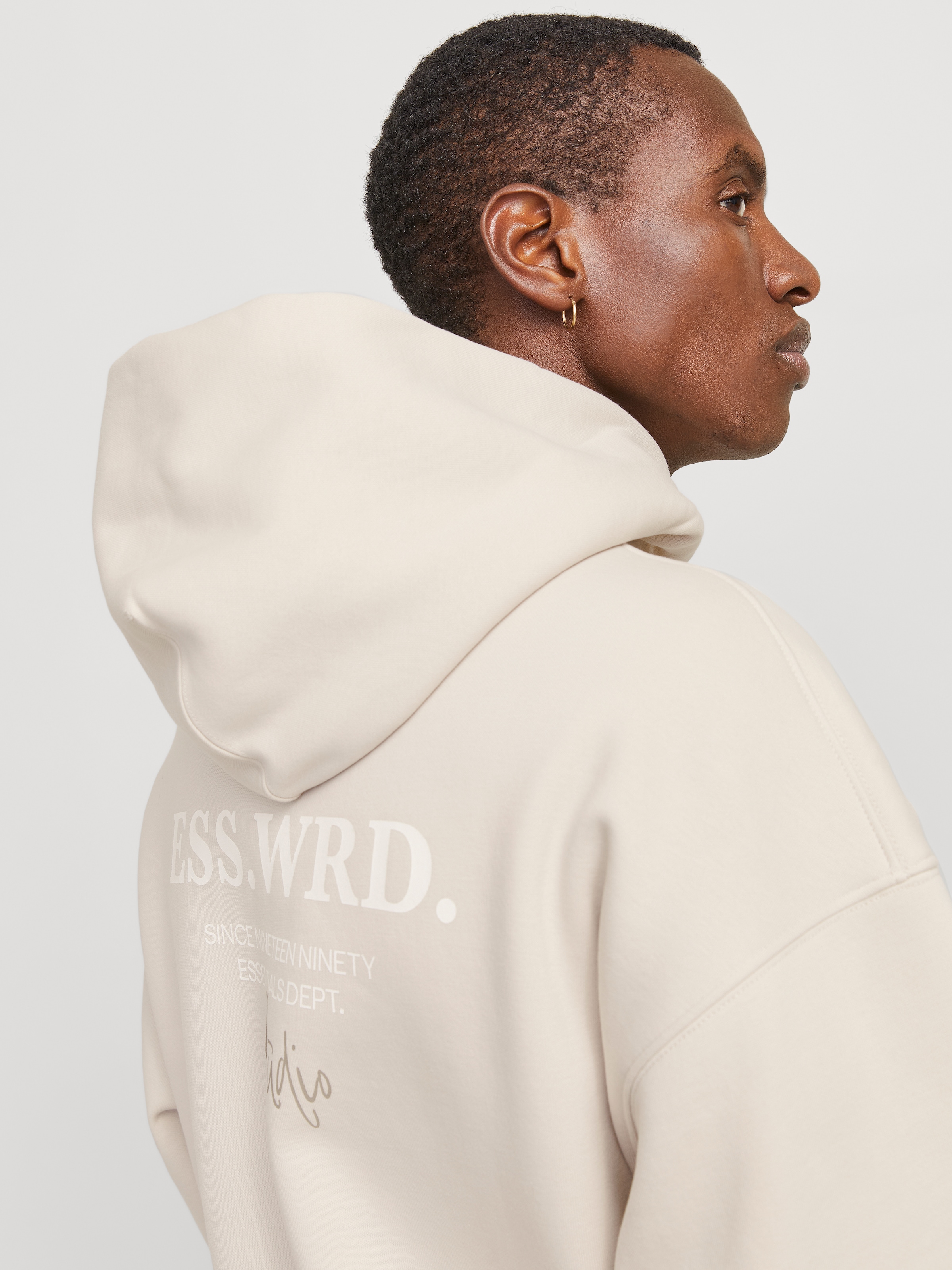 Jack & Jones Kapuzensweatshirt »JJEURBAN EDGE STUDIO SWEAT HOOD NOOS«, mit Front und Back Print