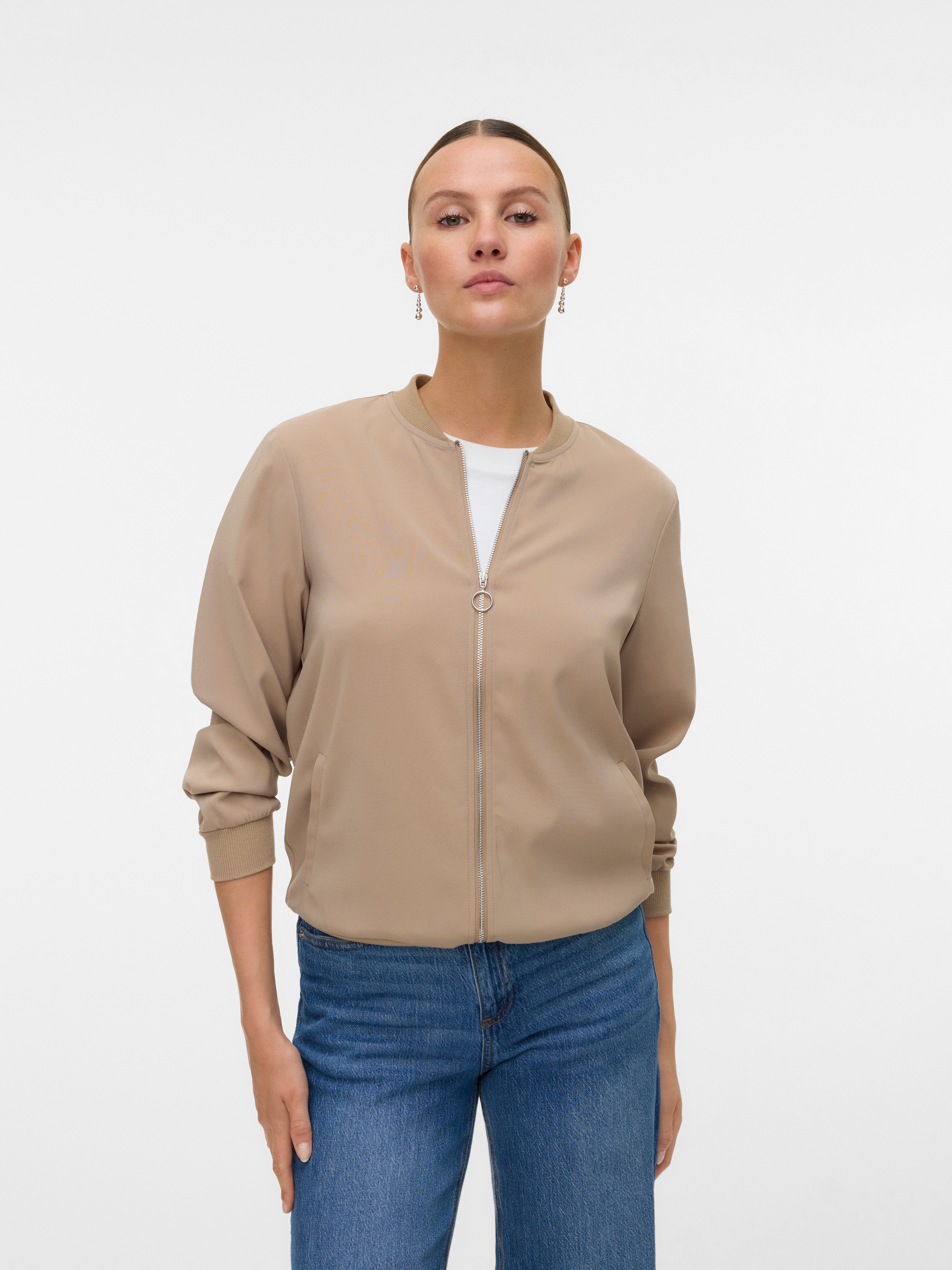 Vero Moda Bomberjacke "VMCOCO L/S BOMBER NOOS" in modisch kurzer Form, mit günstig online kaufen