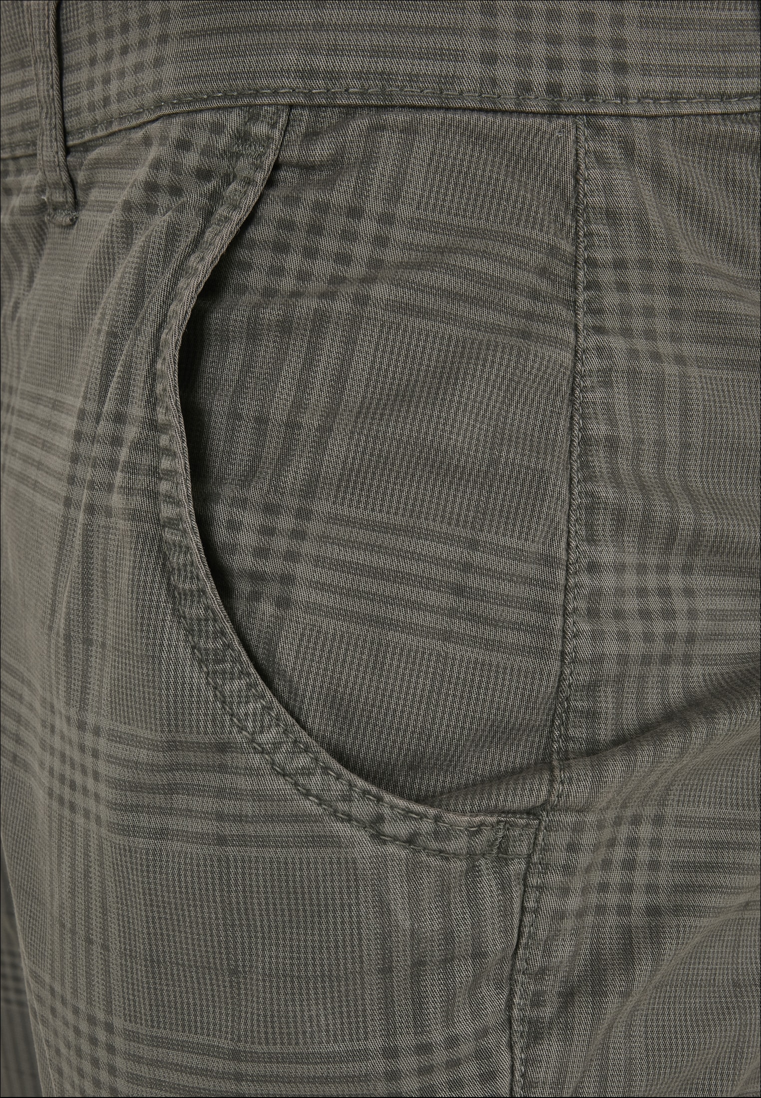 URBAN CLASSICS Cargohose »Urban Classics Herren AOP Glencheck Cargo Jog Pants«, (1 tlg.)