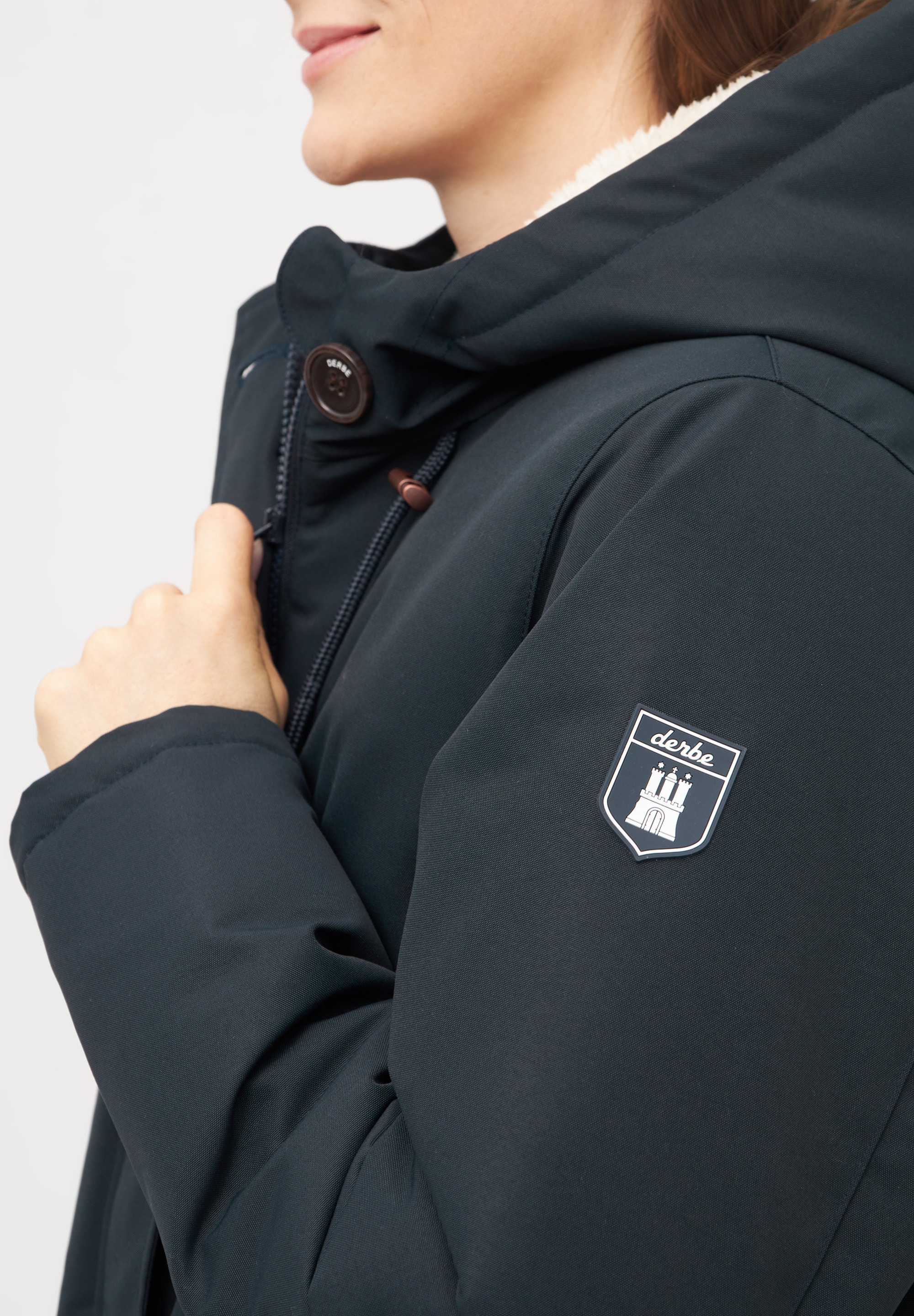 Derbe Winterjacke »Festholm«, Wasserabweisend, winddicht, super warm, nachhaltig