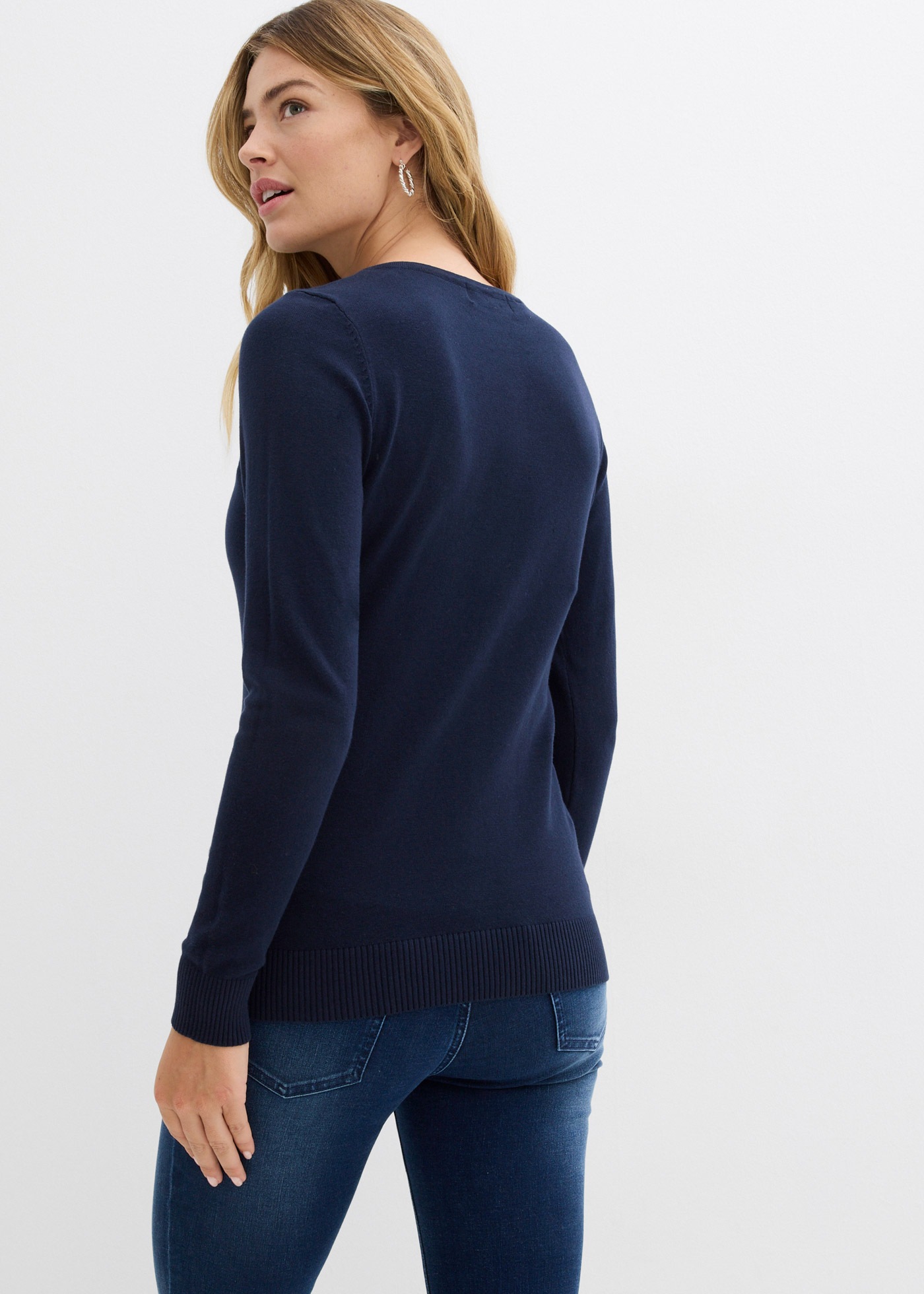 Thumbnail - bonprix Strickjacke "Enge Feinstrickjacke" Enge Feinstrickjacke