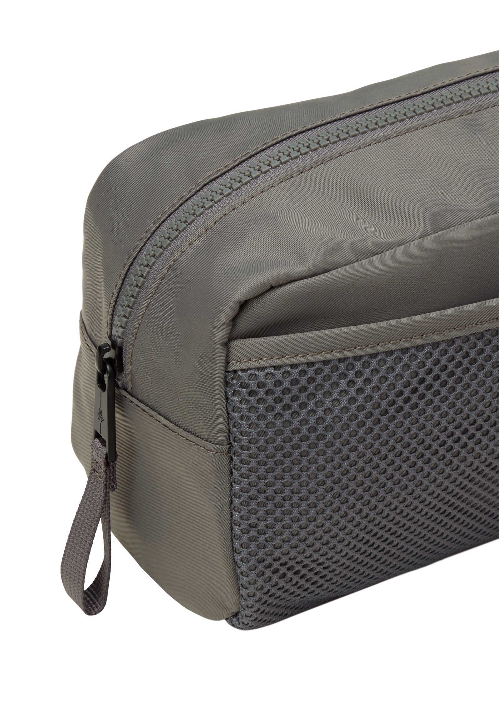 Marc O'Polo Beautycase »aus recyceltem Nylon«
