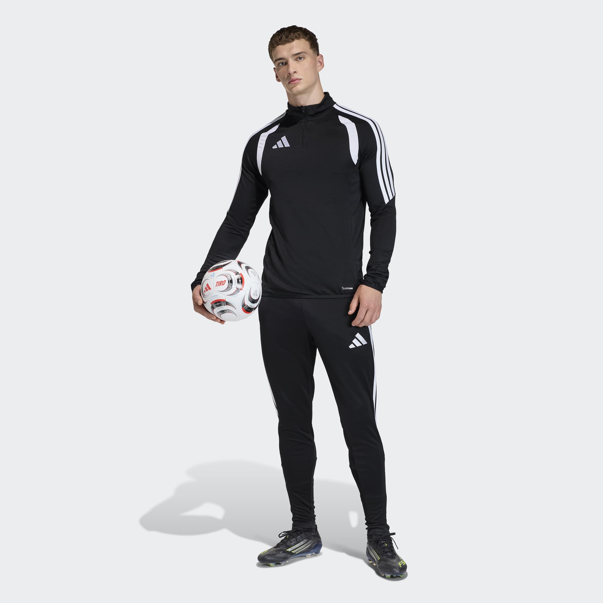 adidas Performance Trainingshose »TIRO26 LIGA, REGULÄR GESCHNITTEN«