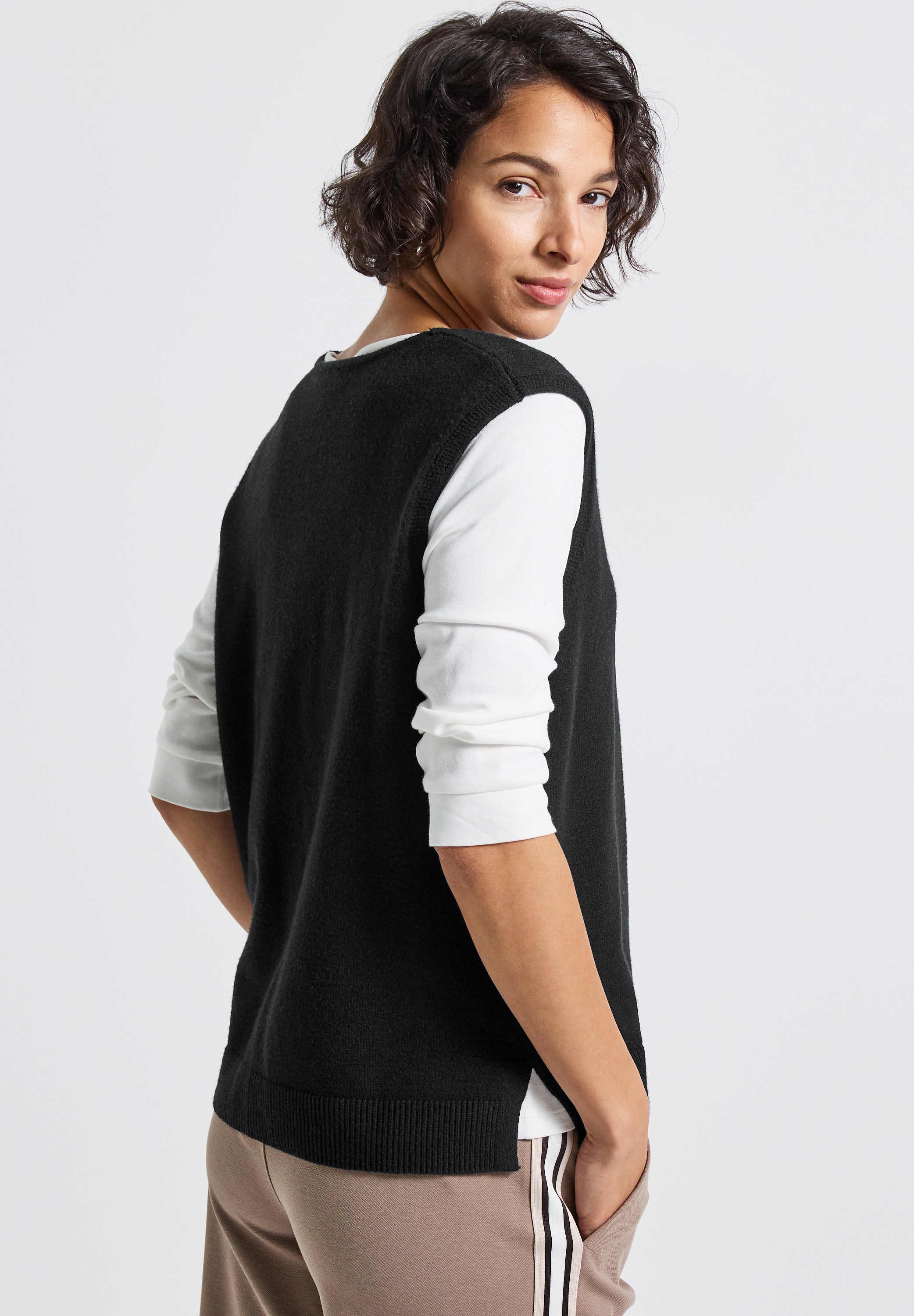 STREET ONE Kurzarmpullover, aus softem Materialmix
